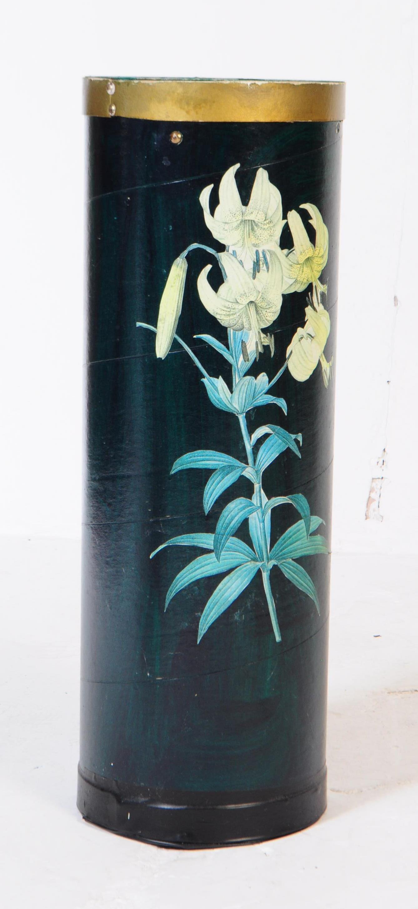 VINTAGE 20TH CENTURY TOLEWARE UMBRELLA STAND