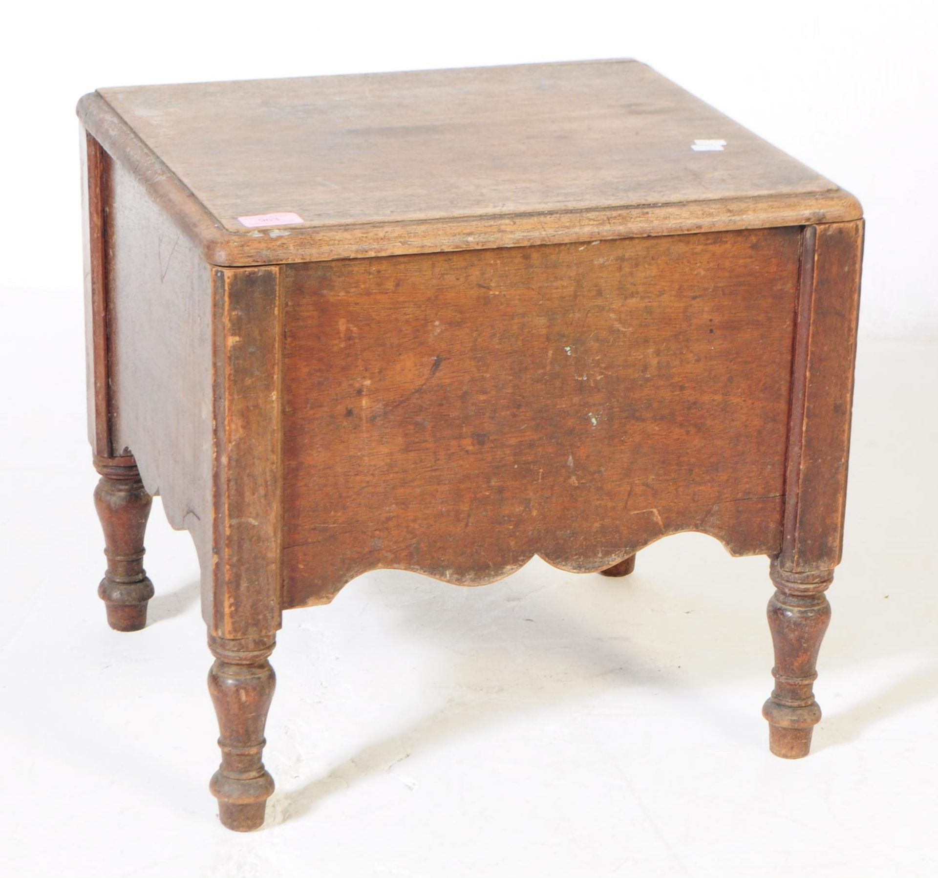 19TH CENTURY VICTORIAN SEATED COMMODE