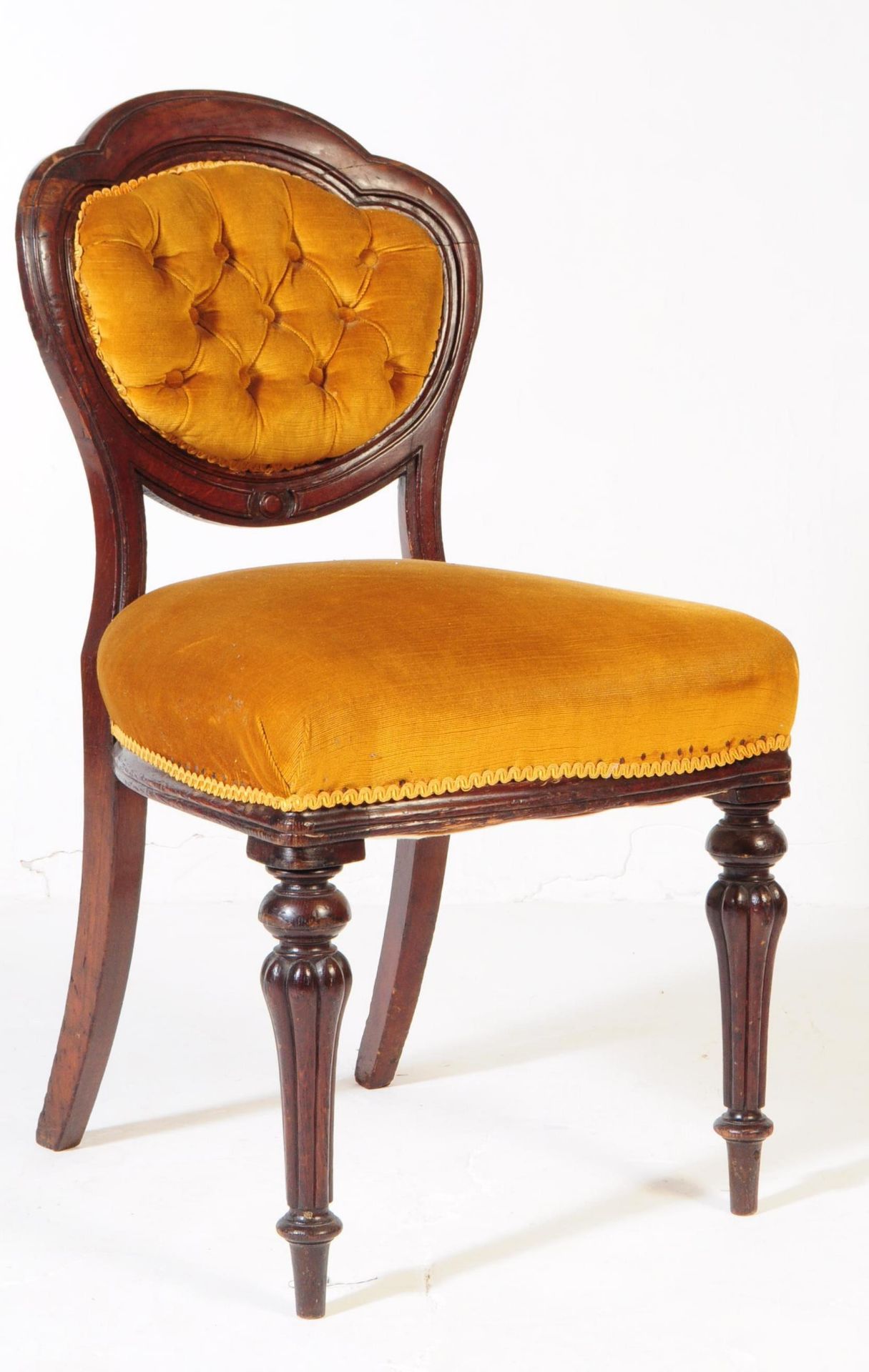 SET OF FIVE VICTORIAN MAHOGANY & YELLOW VELOUR DINING CHAIRS - Bild 3 aus 6