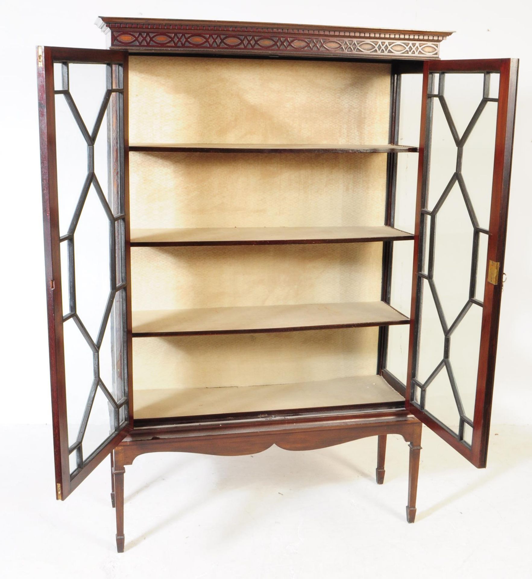 EDWARDIAN CENTURY MAHOGANY ASTRAL GLAZED BOOKCASE - Image 2 of 6