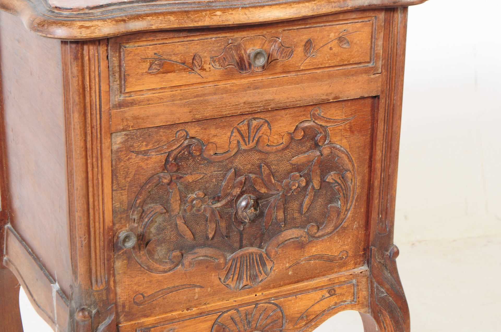 FRENCH VINTAGE 20TH CENTURY 1920S OAK & MARBLE BESIDE CABINET - Image 2 of 7