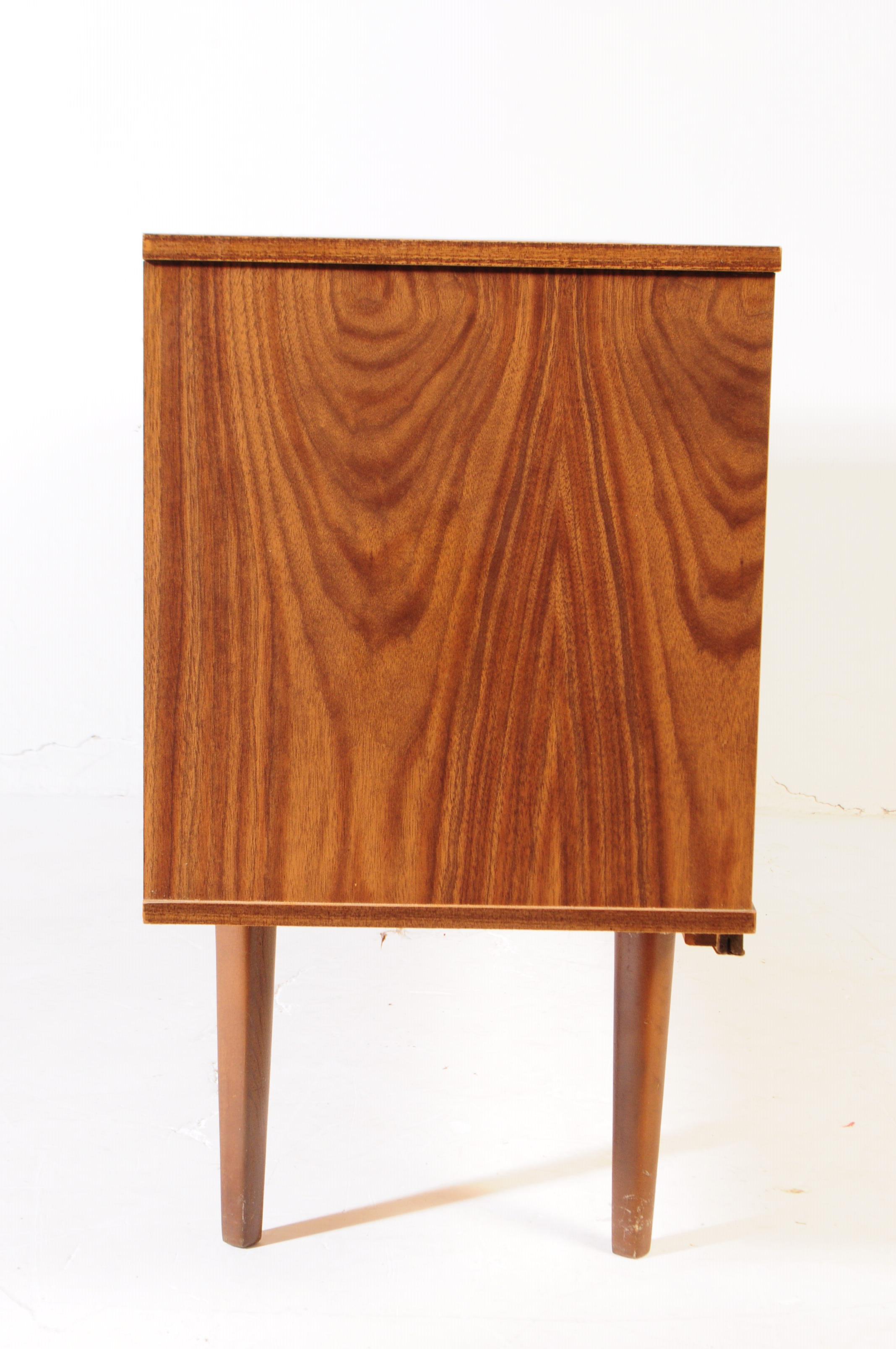 BRITISH MODERN DESIGN - MID 20TH CENTURY MELAMINE SIDEBOARD - Image 4 of 5