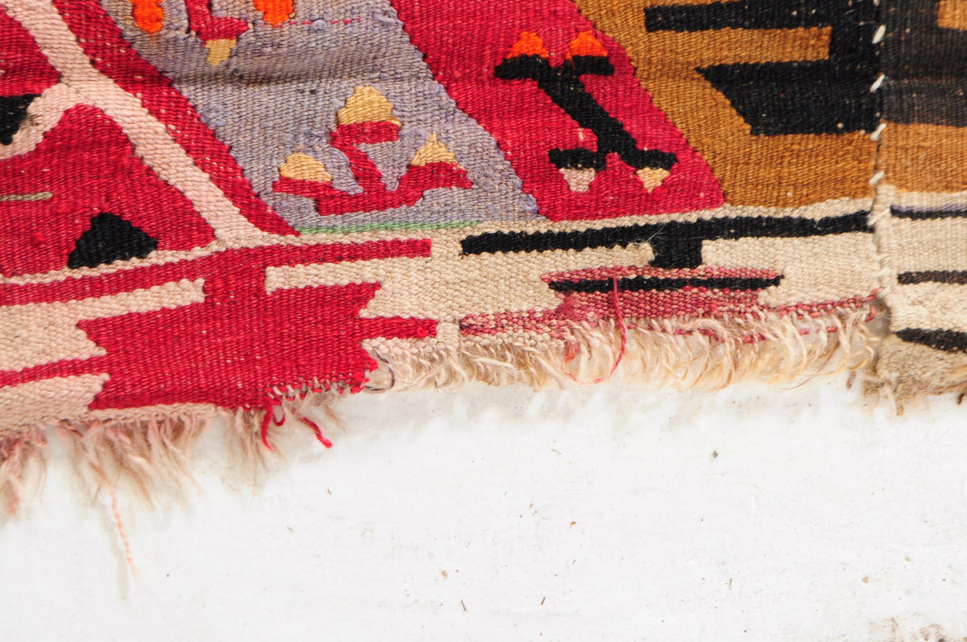 WESTERN TURKISH HANDWOVEN ANATOLIA KILIM FLOOR RUG MAT - Image 3 of 4