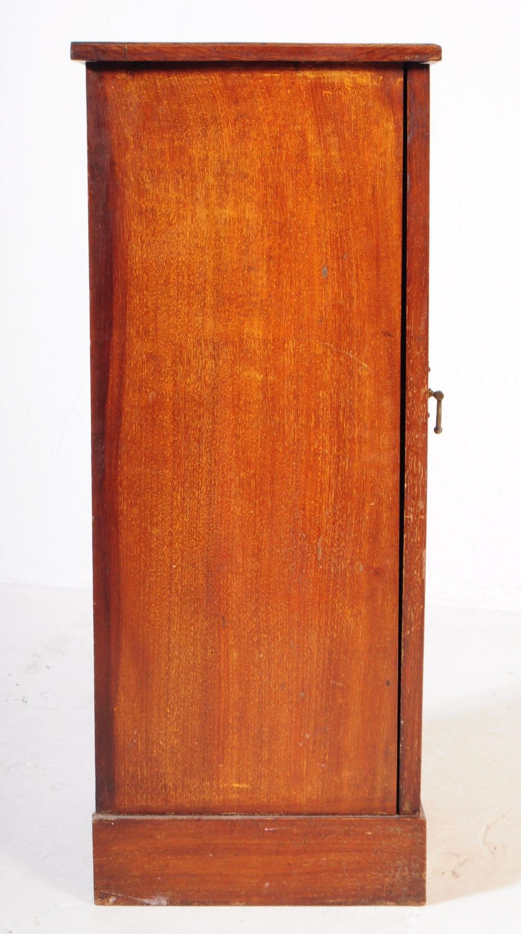 19TH CENTURY VICTORIAN OAK POT CUPBOARD - Bild 4 aus 6