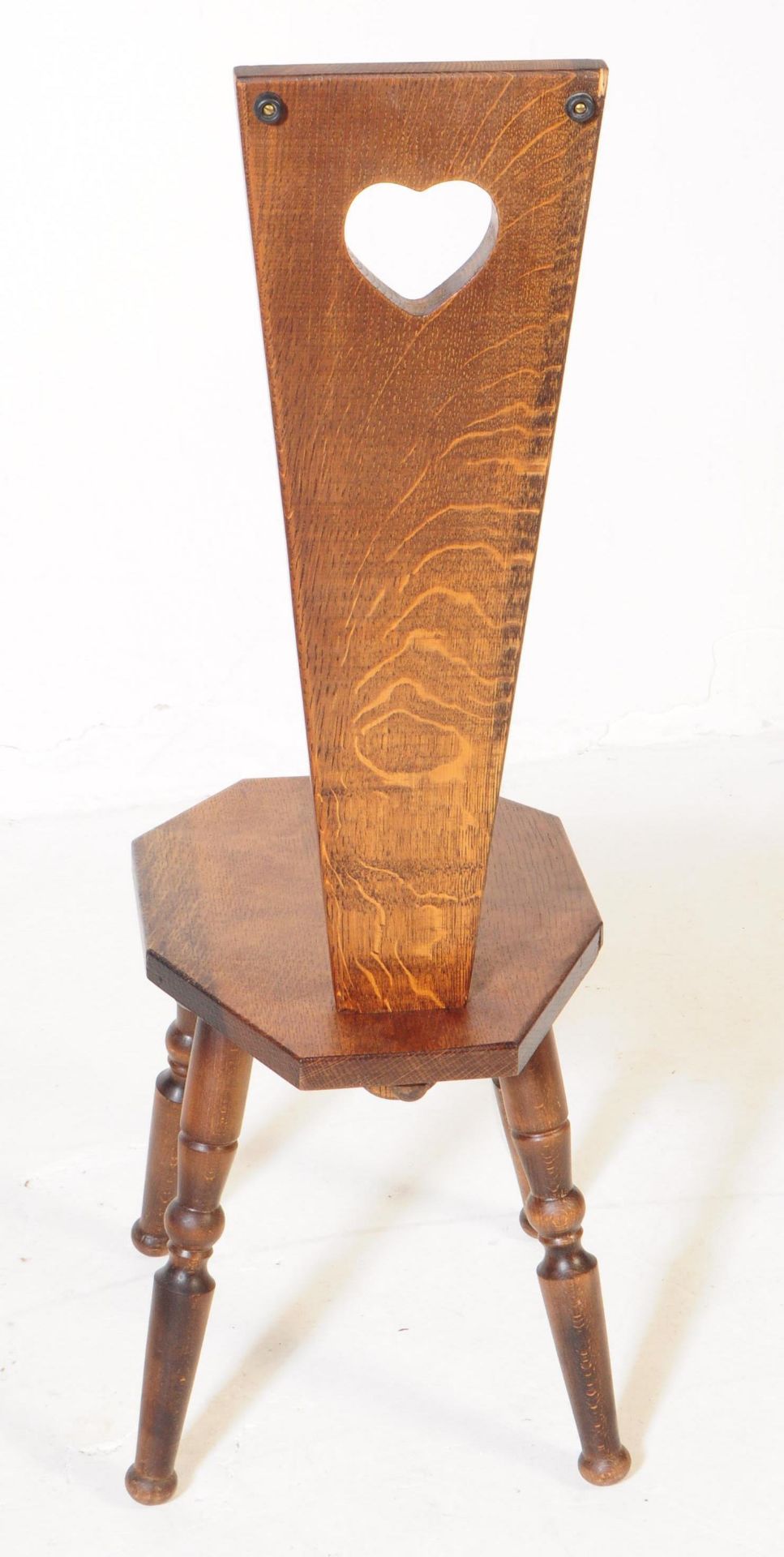 20TH CENTURY SCOTTISH OAK SPINNING SEWING CHAIR - Image 5 of 5