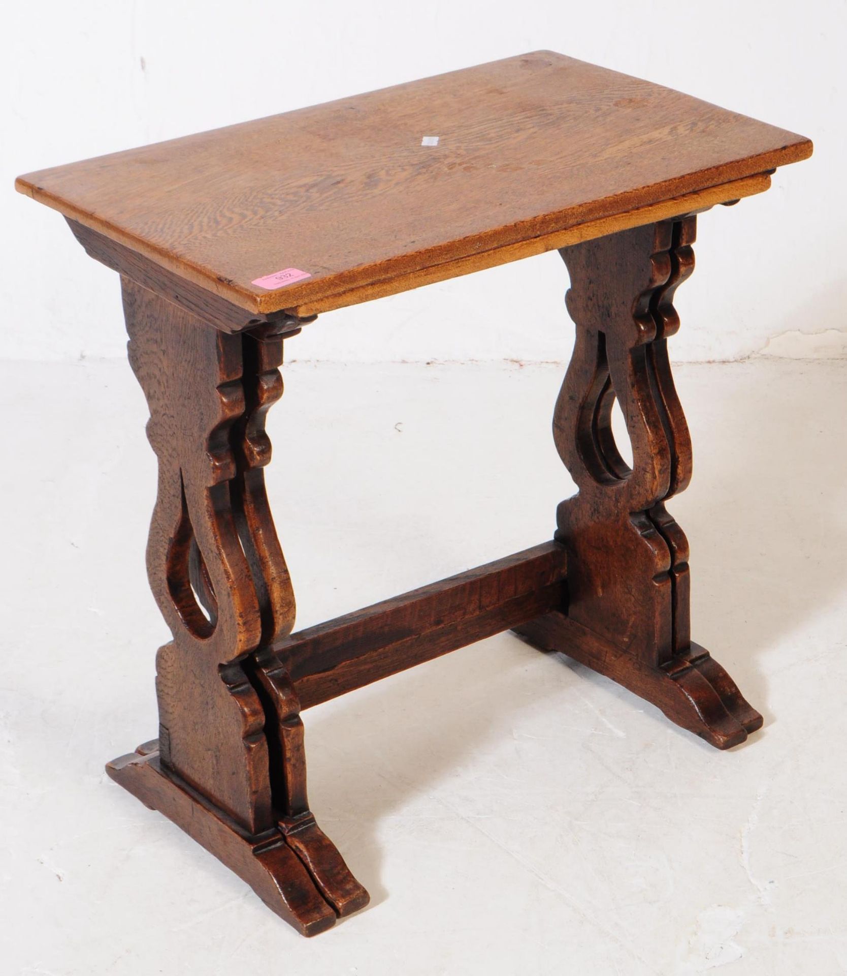 EARLY 20TH CENTURY OAK WOOD NESTING TABLES