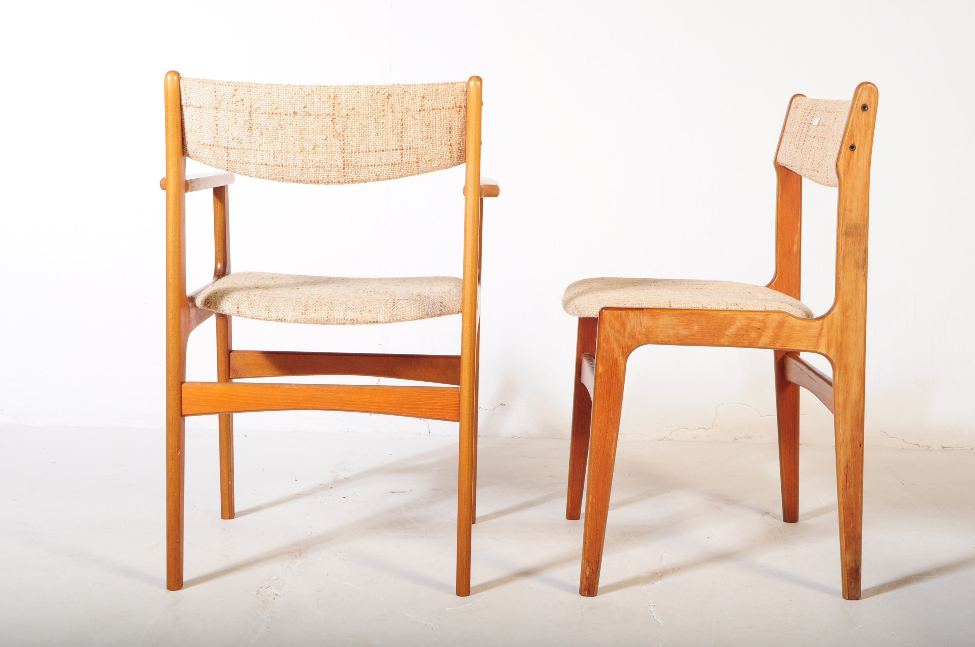 ERIK BUCH - FOUR MID CENTURY TEAK DINING CHAIRS - Image 3 of 7