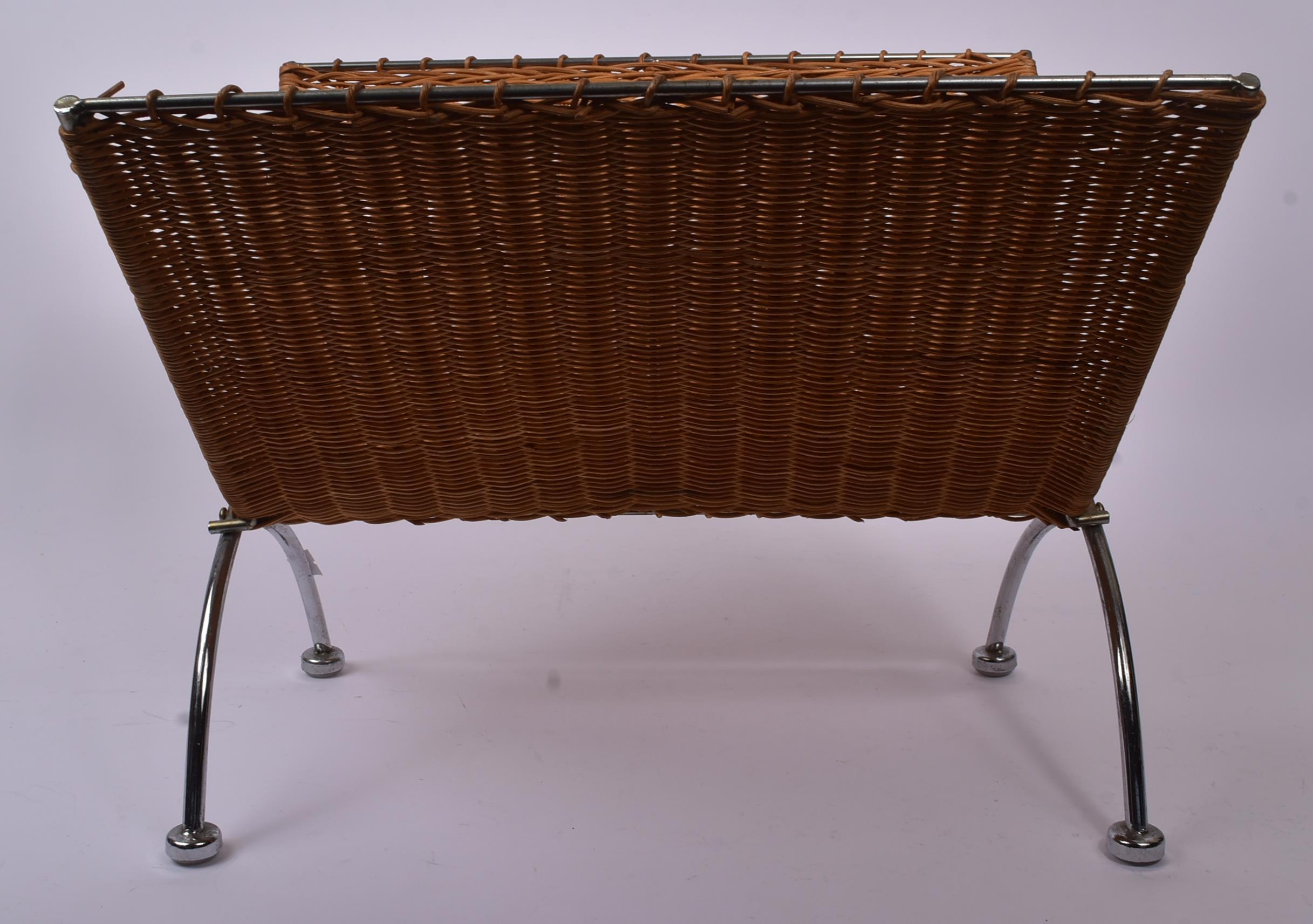 VINTAGE FOLDING METAL WICKER MAGAZINE RACK - Image 3 of 6