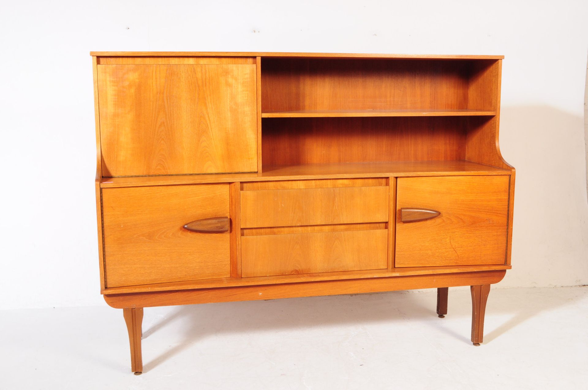 BRITISH MODERN DESIGN - TEAK MID CENTURY HIGHBOARD