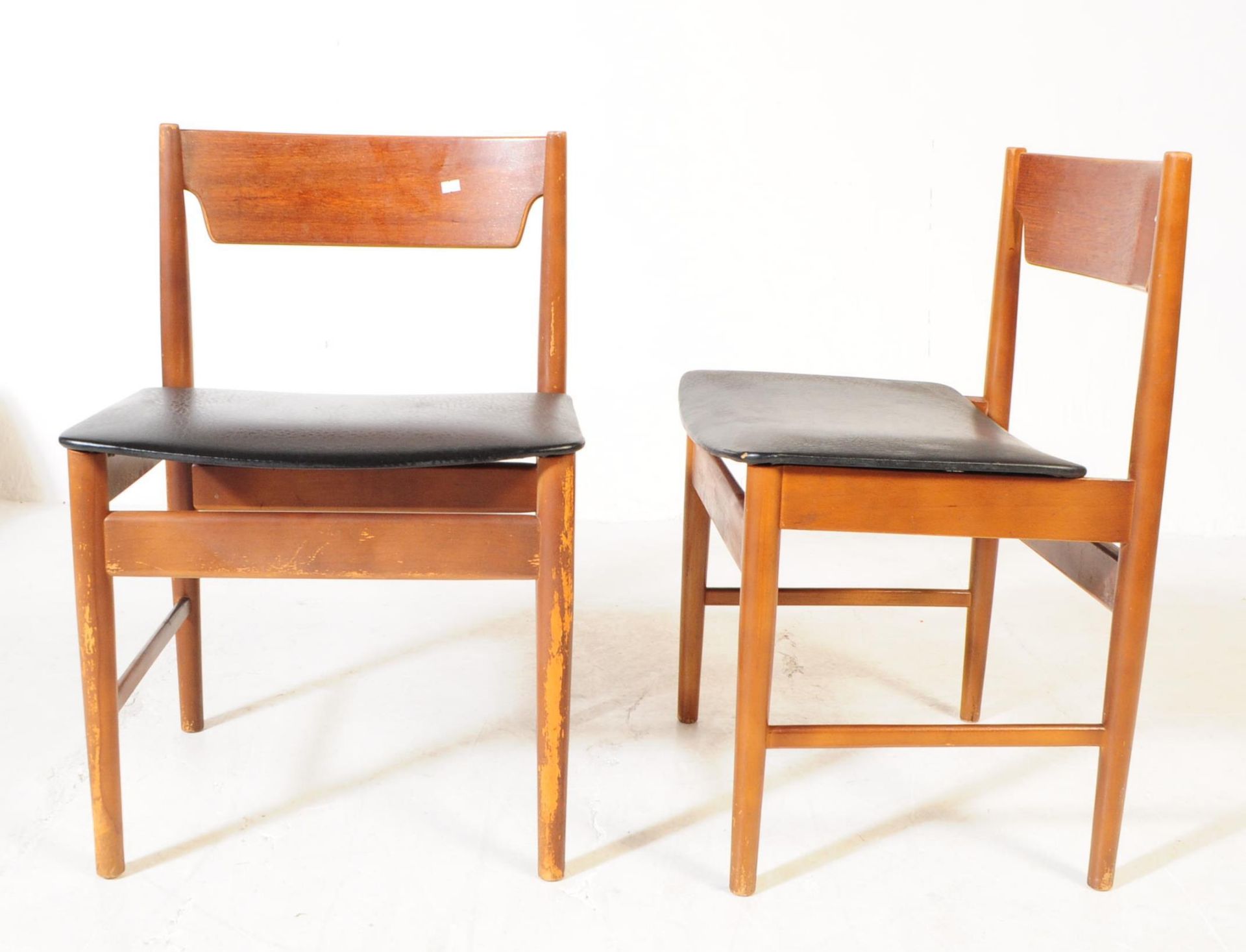 BRITISH MODERN DESIGN - RETRO MID CENTURY DINING TABLE & CHAIRS - Image 7 of 8