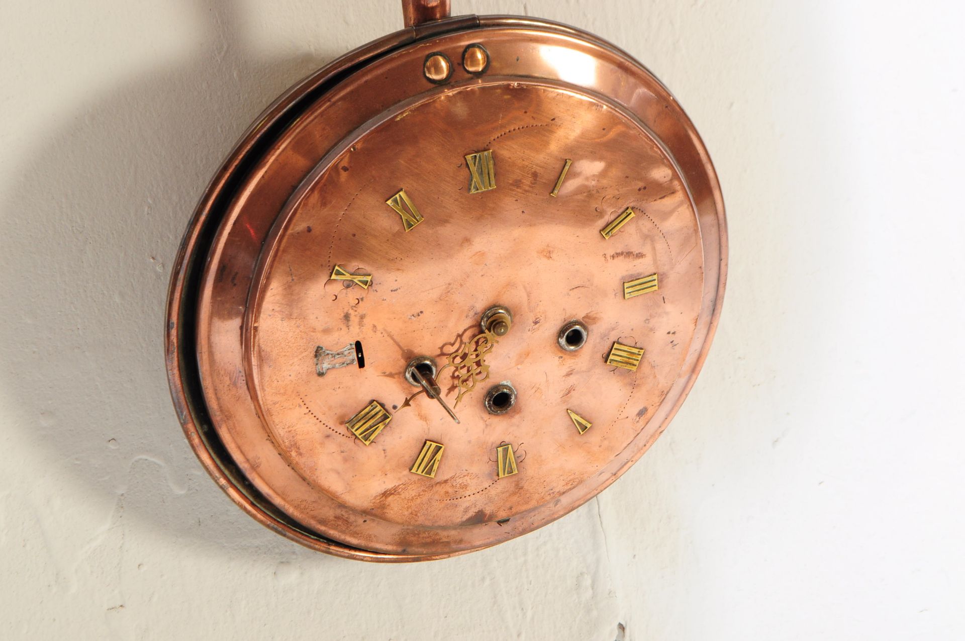 VICTORIAN 19TH CENTURY BED WARMER PAN CONVERTED CLOCK - Image 2 of 5