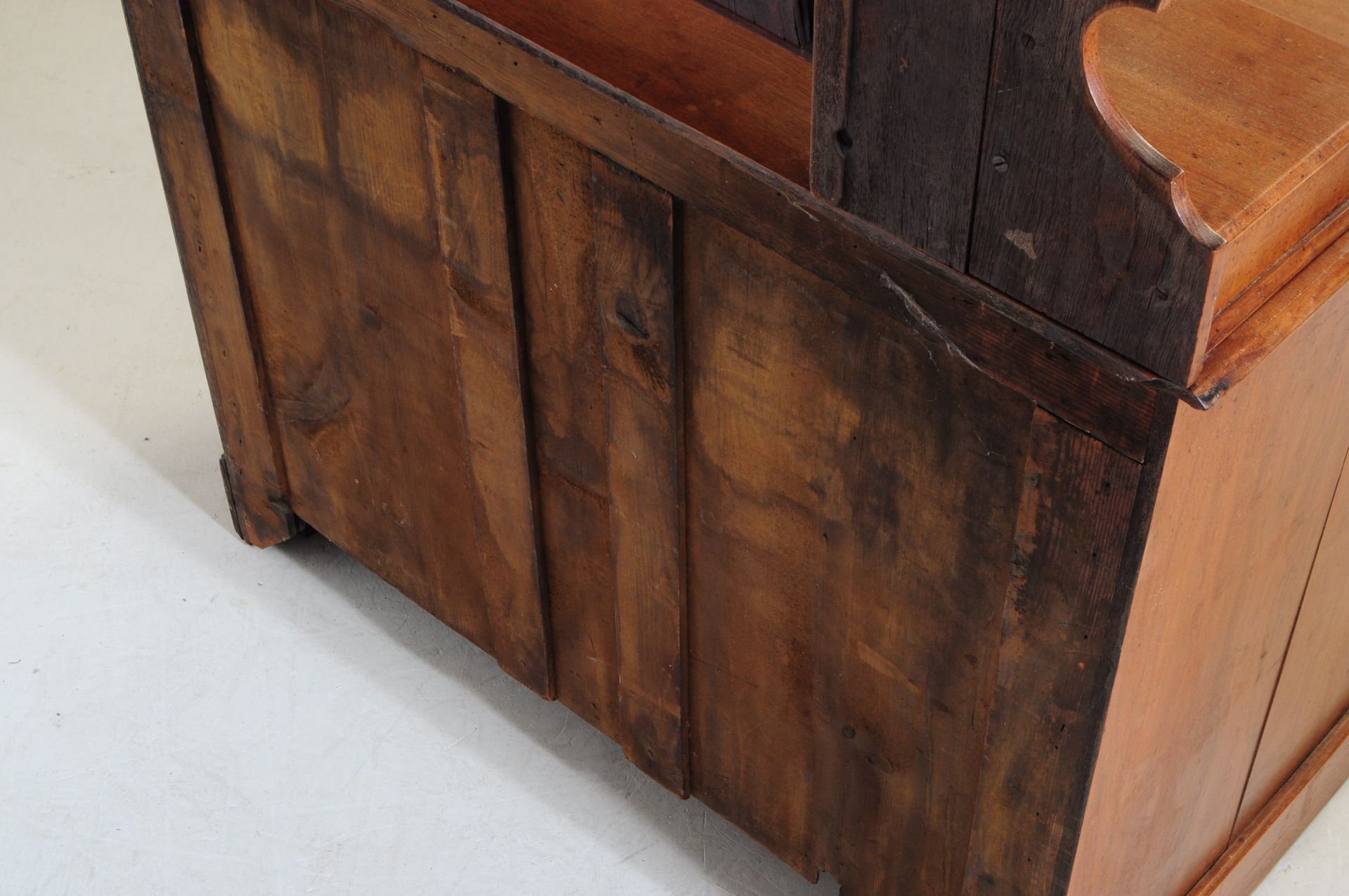 EARLY 20TH CENTURY SATINWOOD DRESSING CHEST - Image 4 of 4