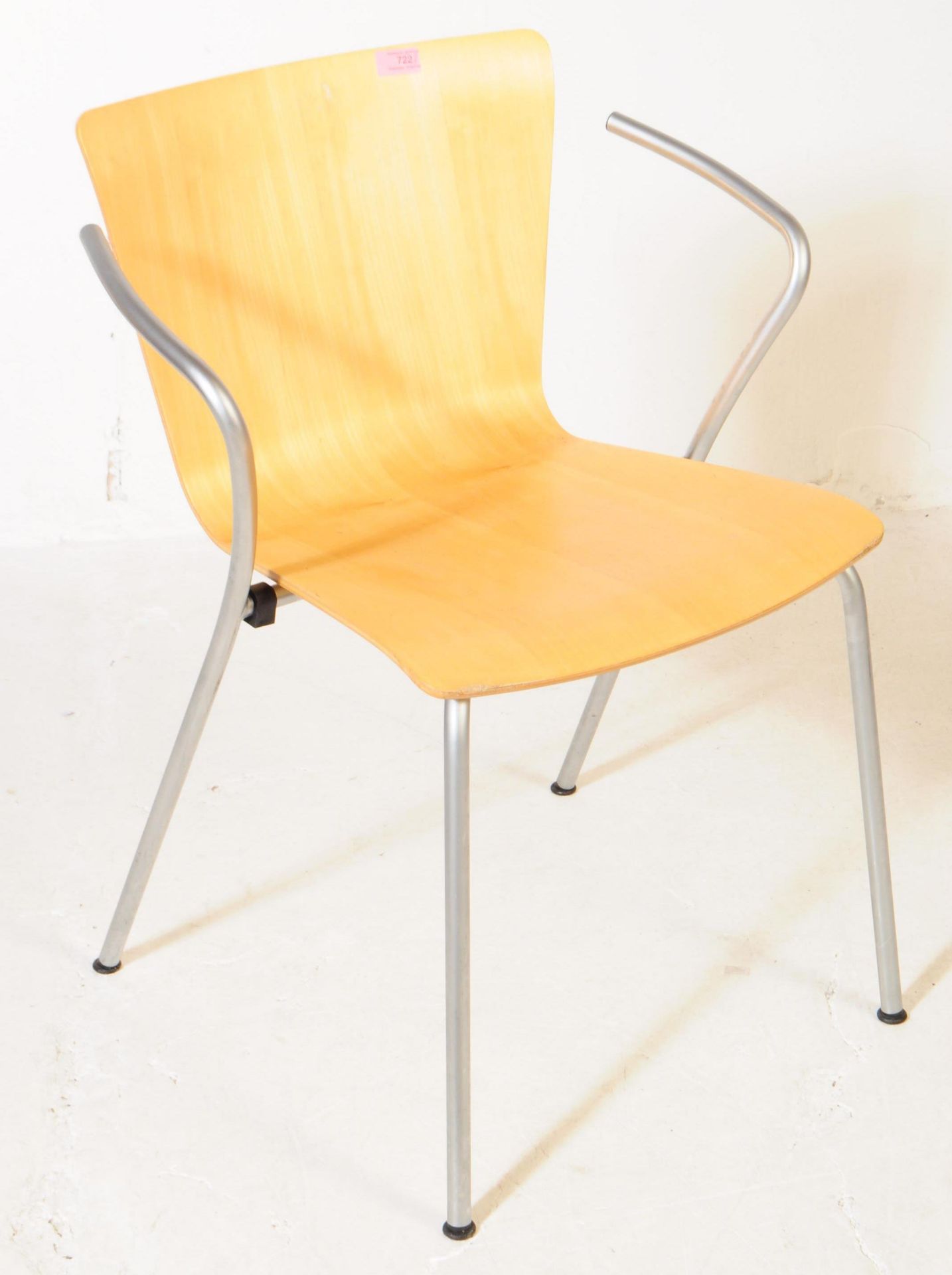 VICO MAGISTRETTI FOR FRITZ HANSEN - FOUR 20TH CENTURY DUO STACKING DINING CHAIRS - Image 4 of 4