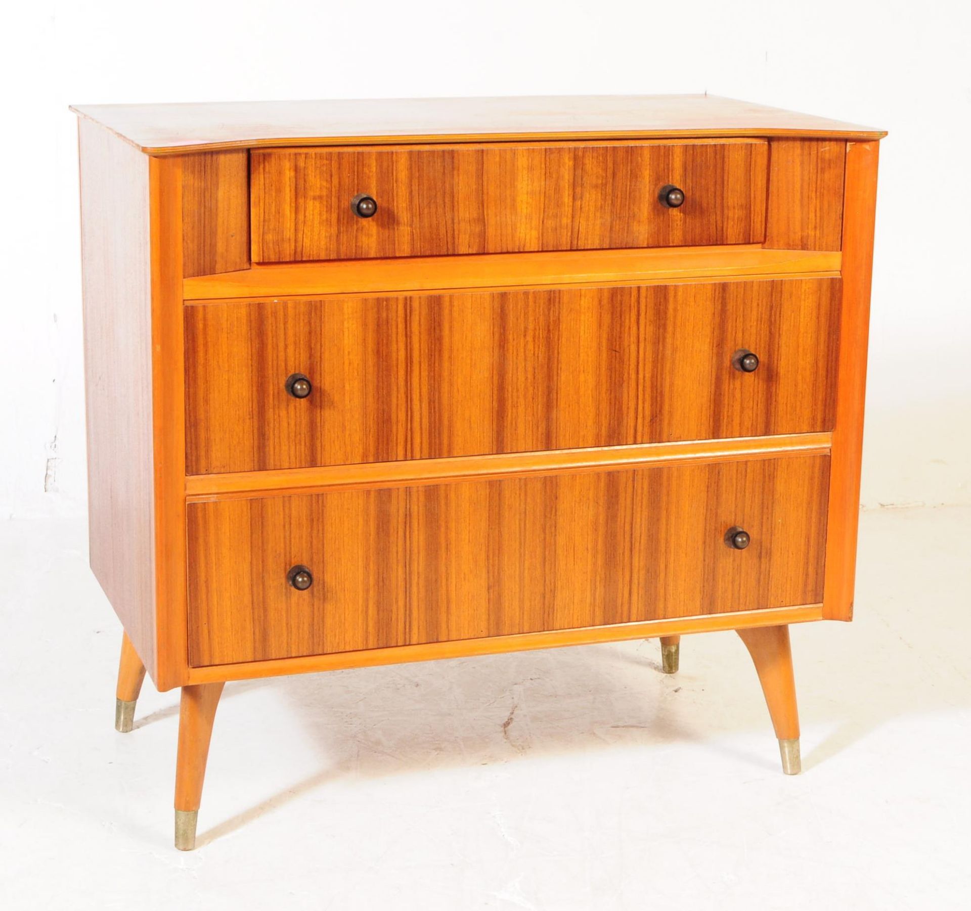 AUSTINSUITE - MID CENTURY CHEST OF DRAWERS