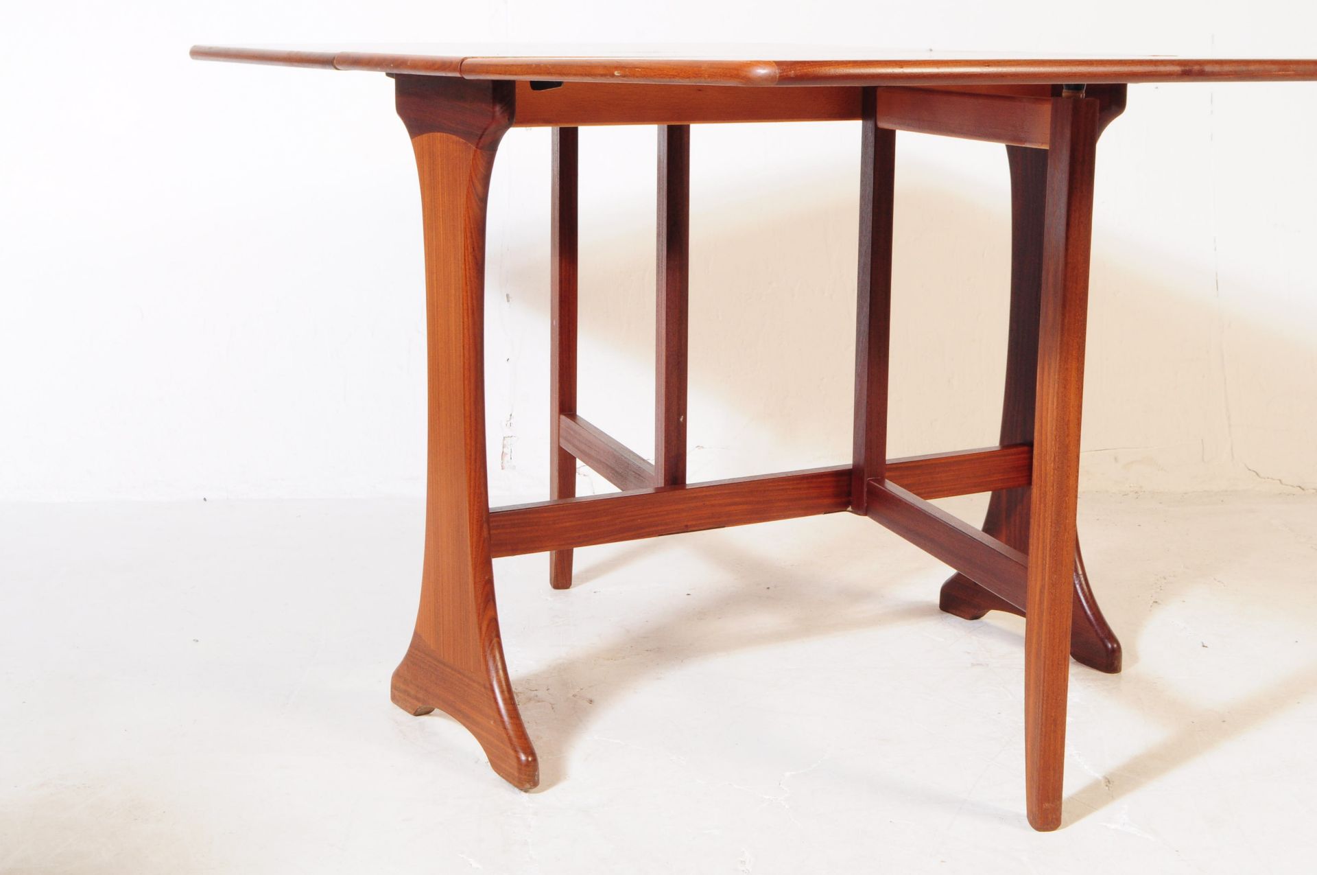 G-PLAN - MID CENTURY TEAK DROP LEAF TABLE - Image 4 of 6