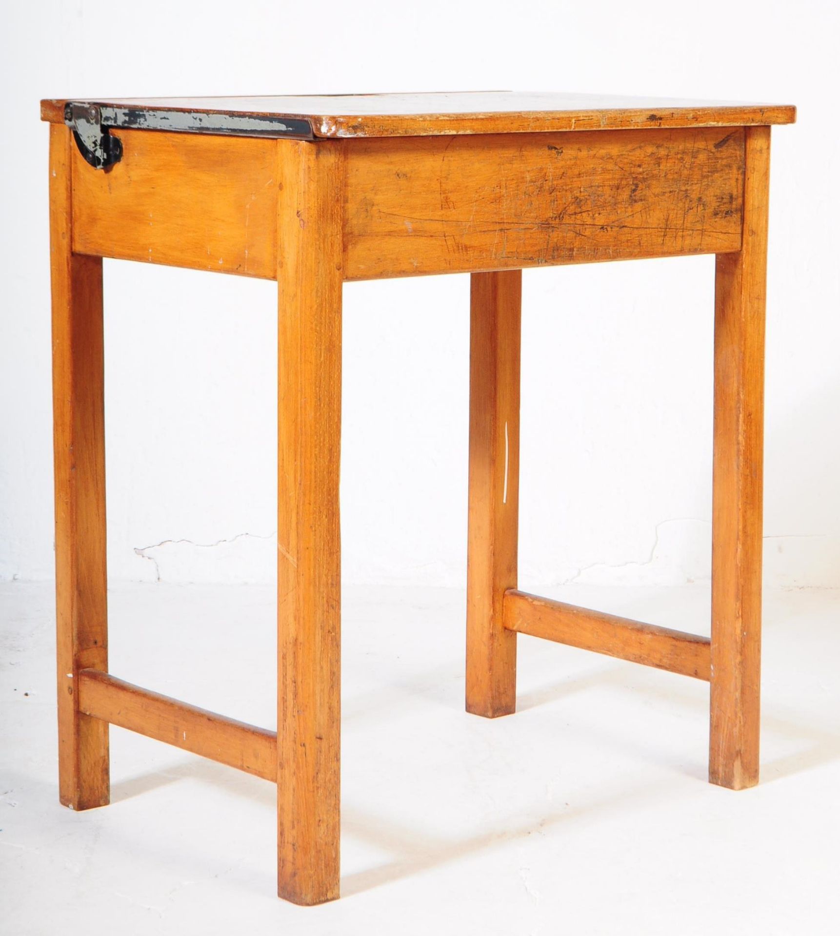 MID CENTURY 1940S OAK SCHOOL DESK