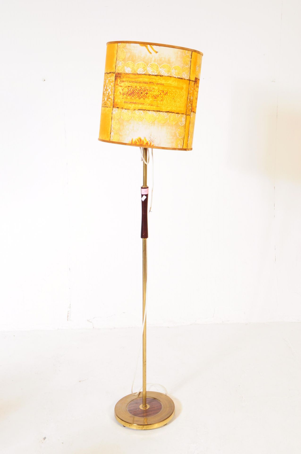 MID 20TH CENTURY DANISH MANNER STANDARD LAMP - Image 2 of 4