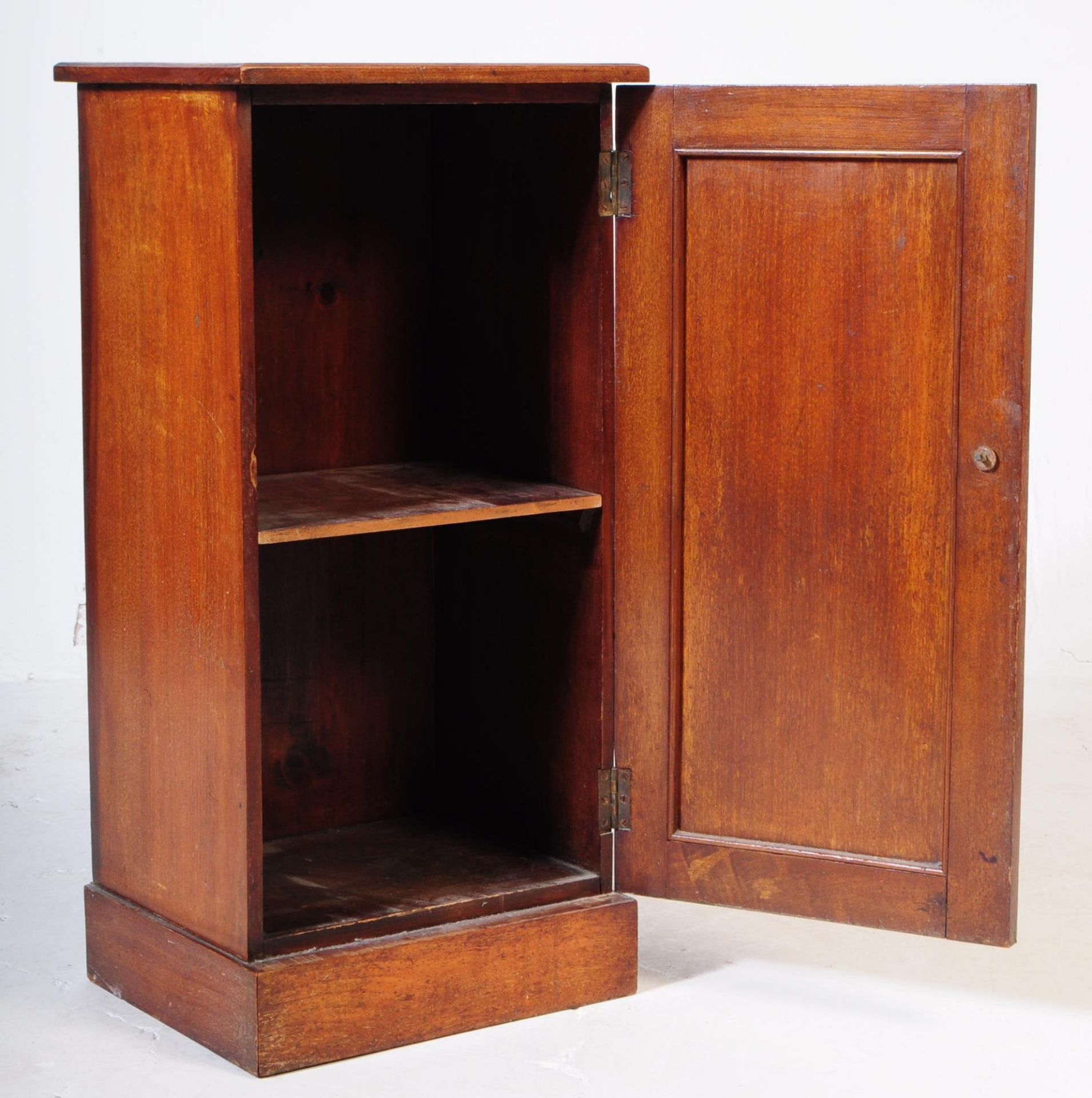 19TH CENTURY VICTORIAN OAK POT CUPBOARD - Image 2 of 6