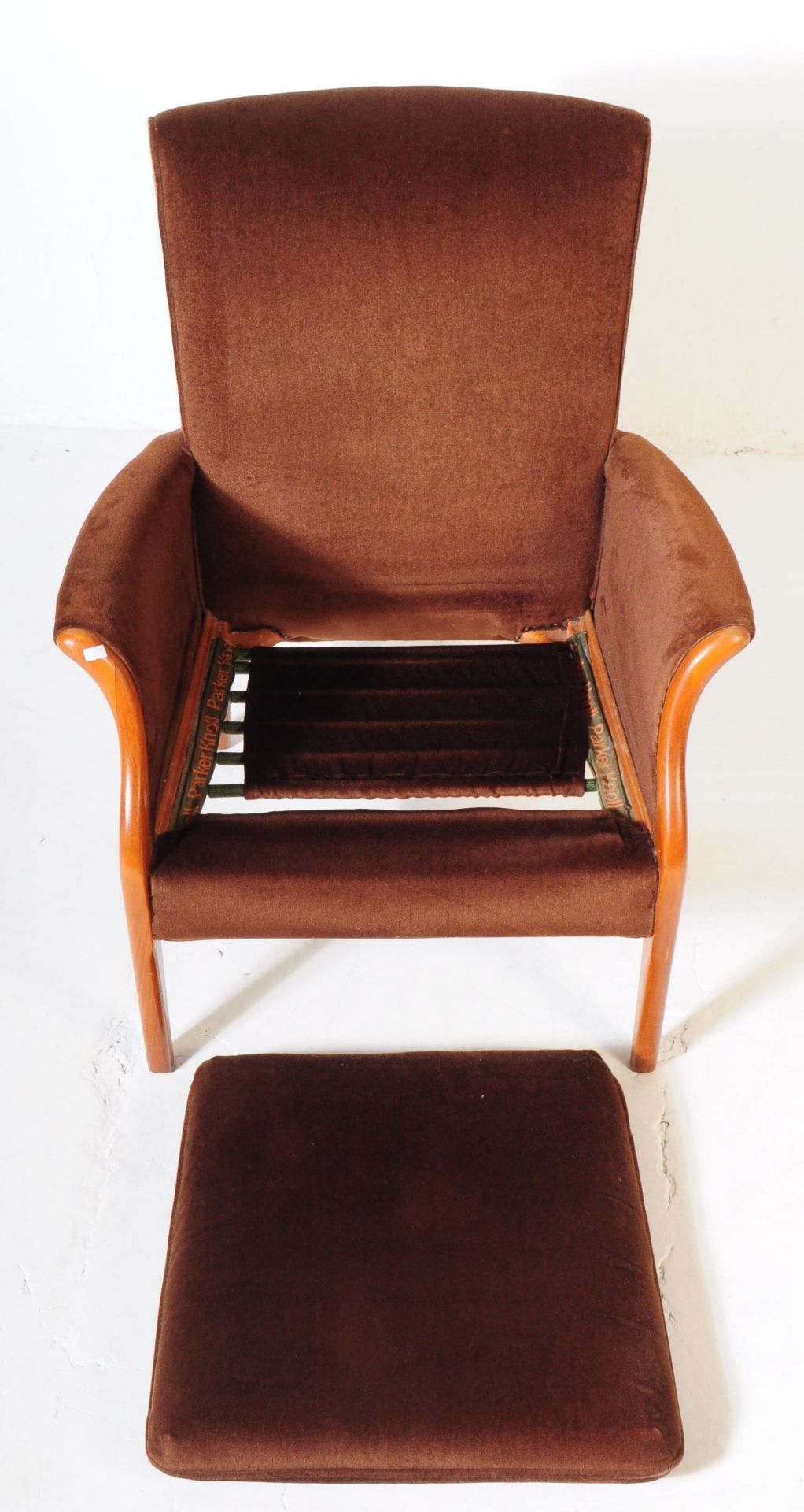 PARKER KNOLL - PAIR OF MID CENTURY ARMCHAIRS - Bild 4 aus 6