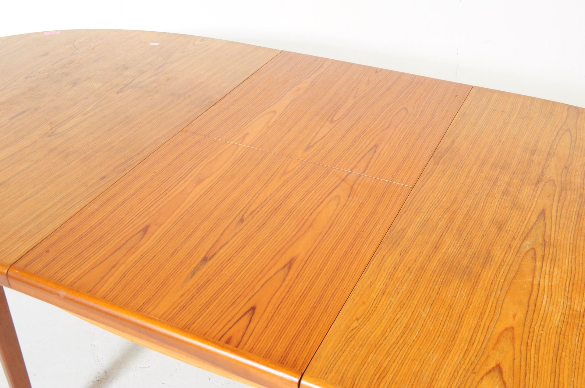 BRITISH MODERN DESIGN - MID CENTURY TEAK DINING TABLE - Image 4 of 4