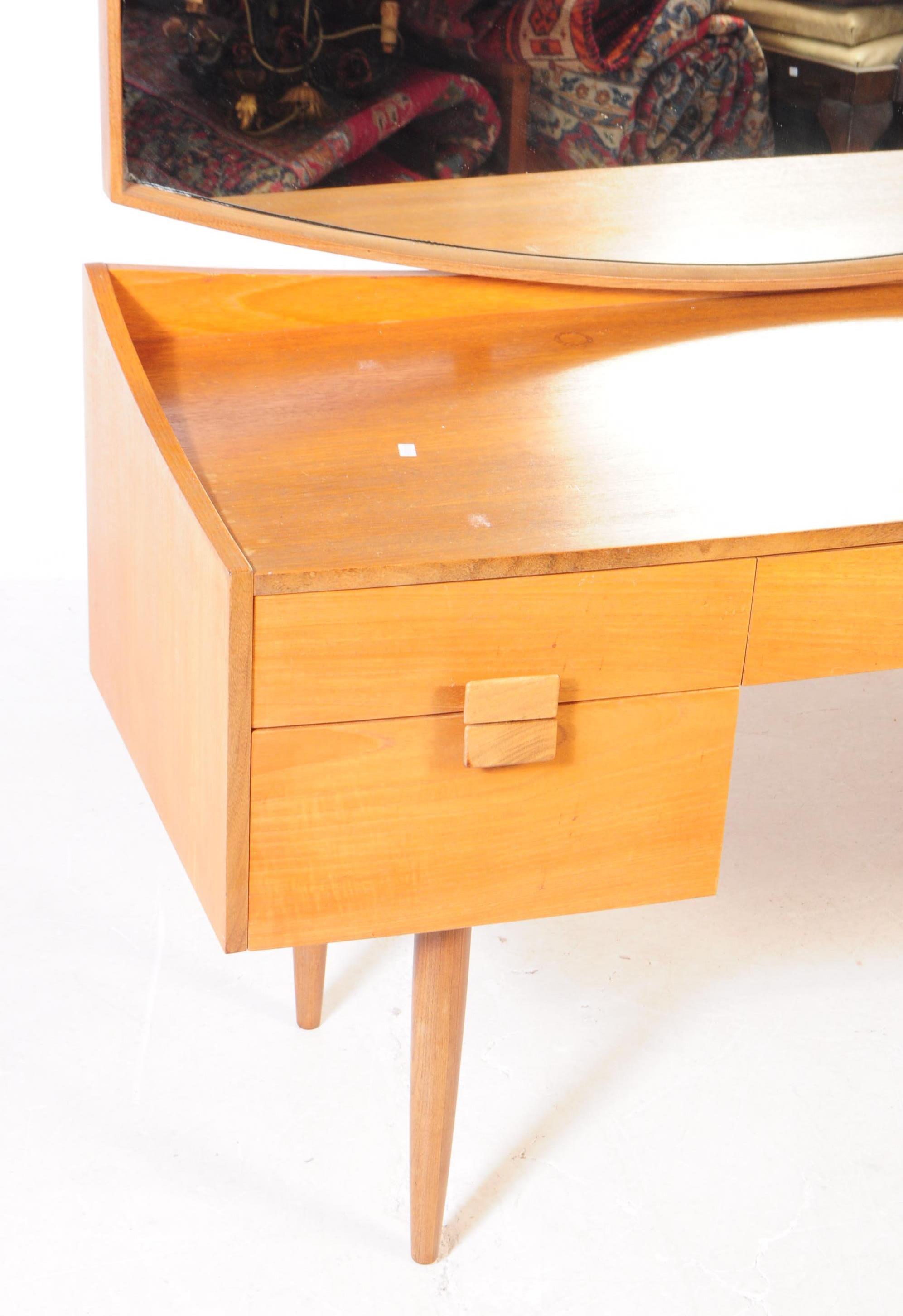 KOFOD-LARSEN FOR G PLAN - RETRO MID CENTURY DRESSING TABLE - Image 2 of 8