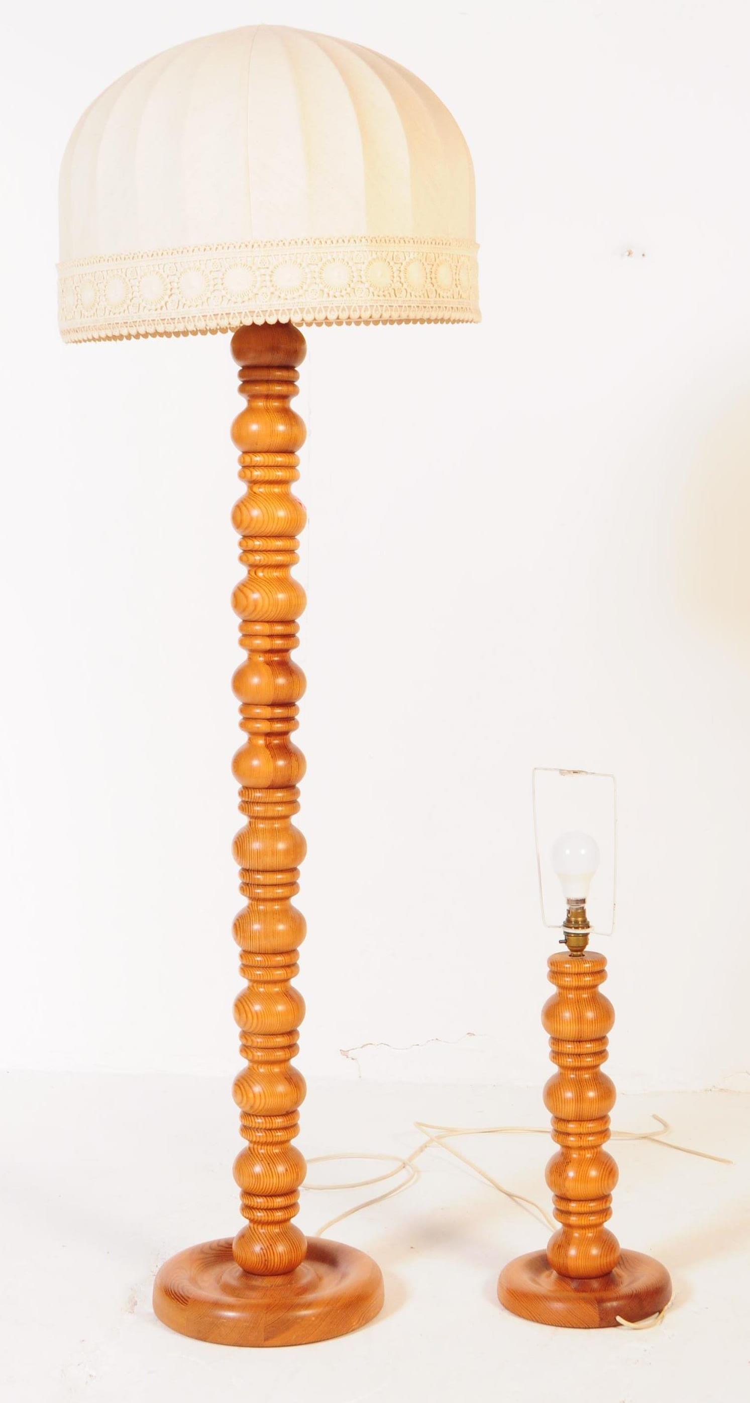 CONTEMPORARY BLOND WOOD FLOOR STANDING LAMP - Image 2 of 4