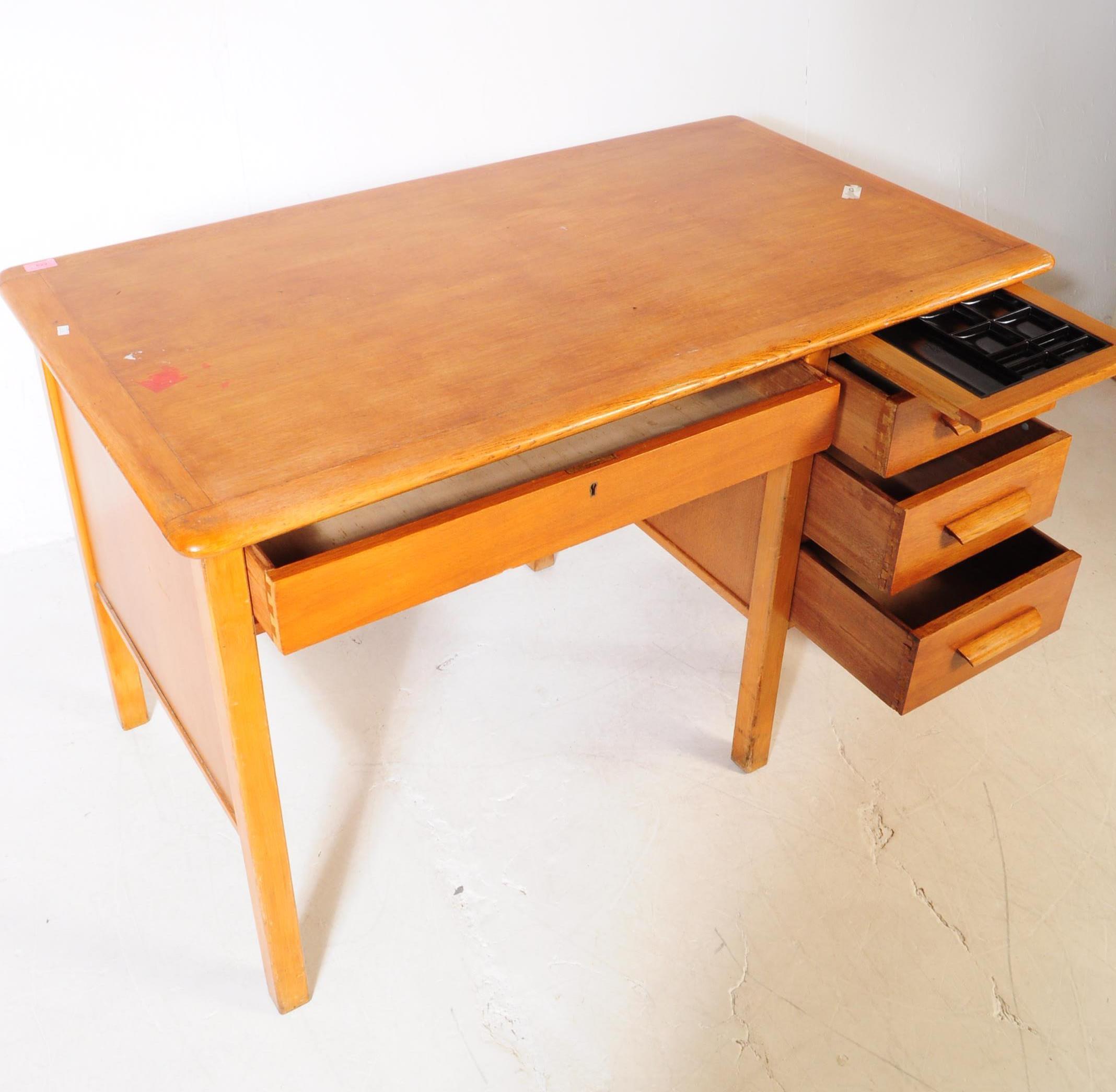 VINTAGE 20TH CENTURY 1940S OAK AIR MINISTRY OFFICE DESK - Image 2 of 5