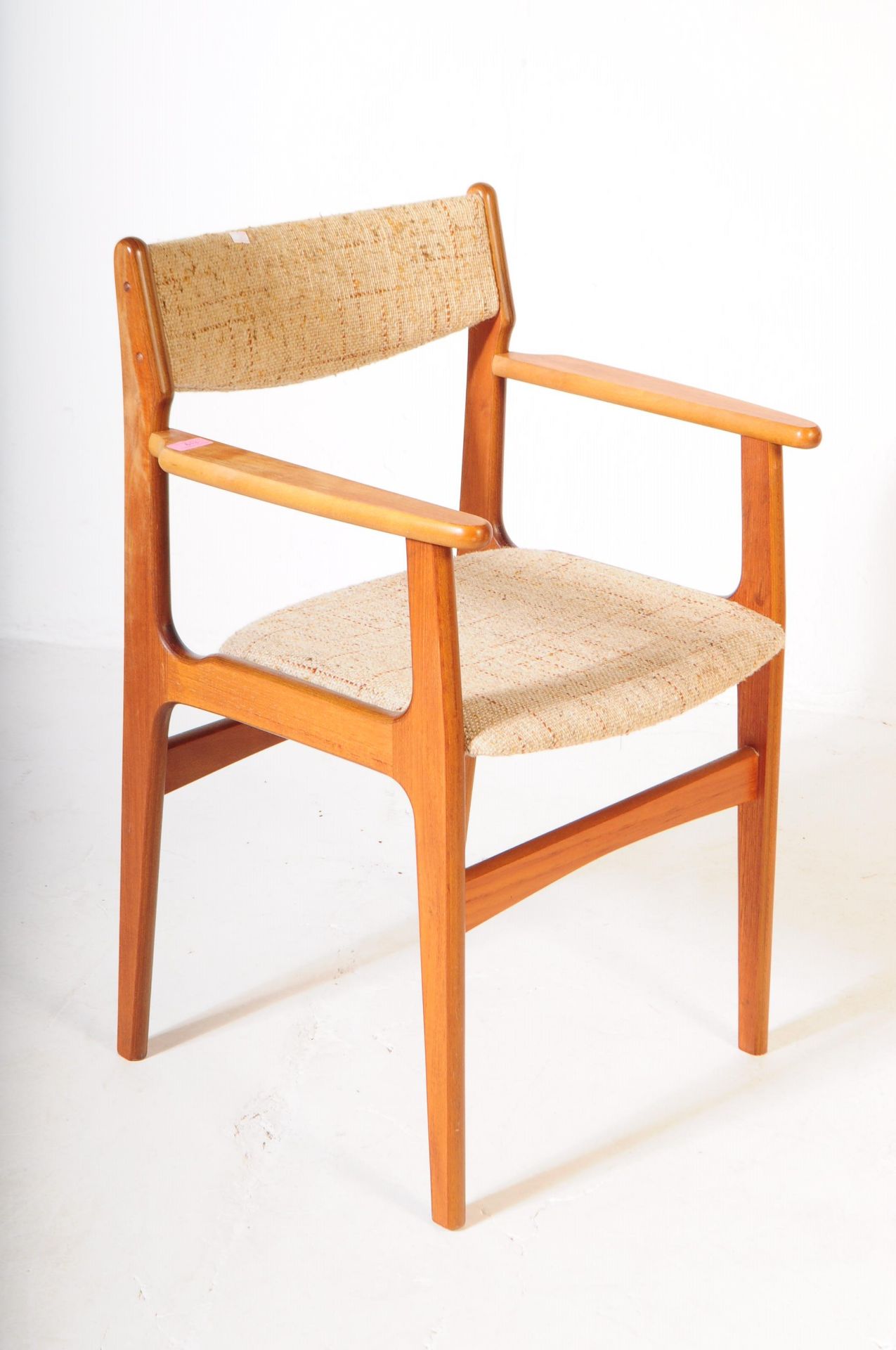 ERIK BUCH - FOUR MID CENTURY TEAK DINING CHAIRS - Image 4 of 7