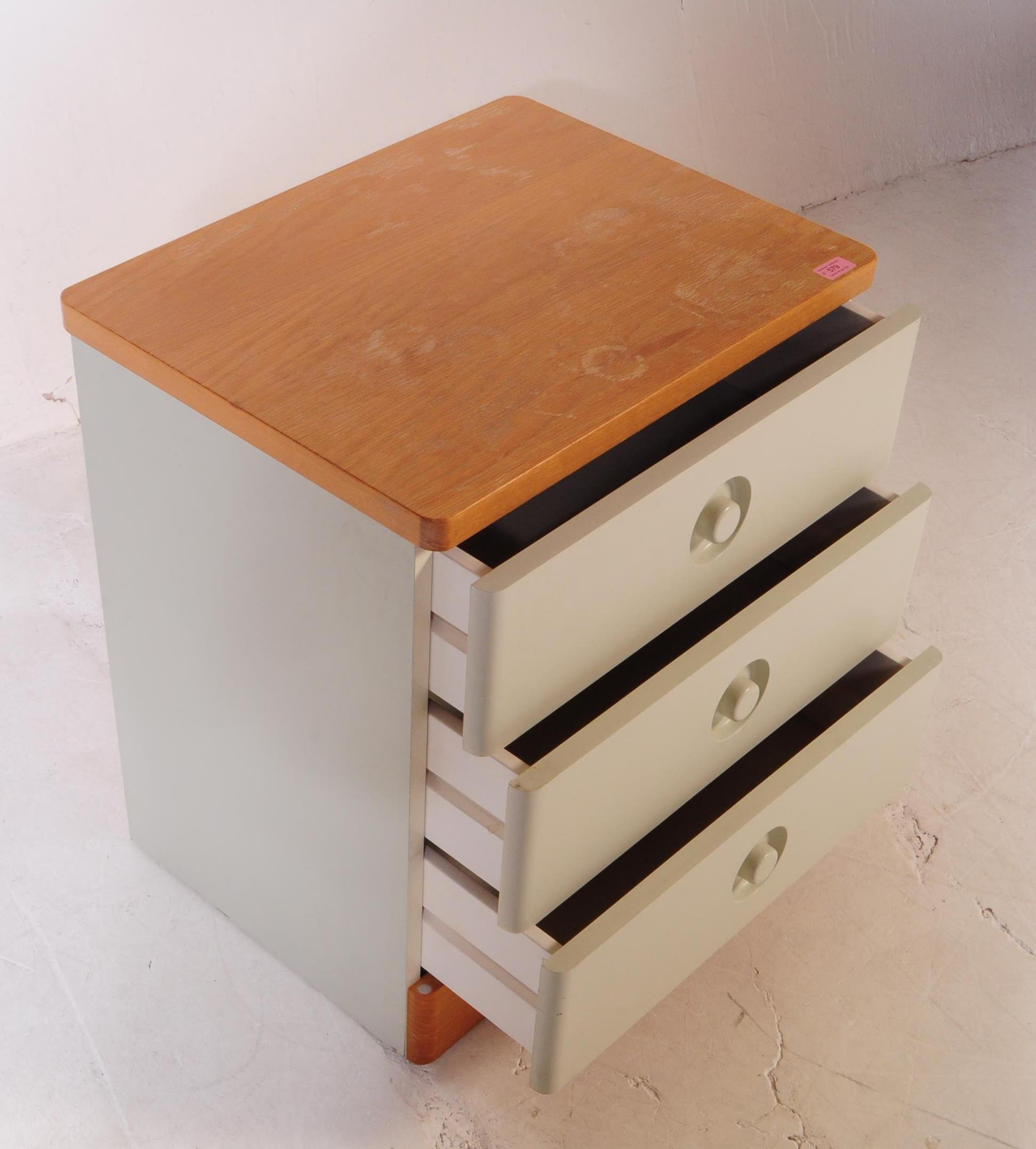 STAG FURNITURE - LATE 20TH CENTURY LOW CHEST OF DRAWERS - Image 2 of 3