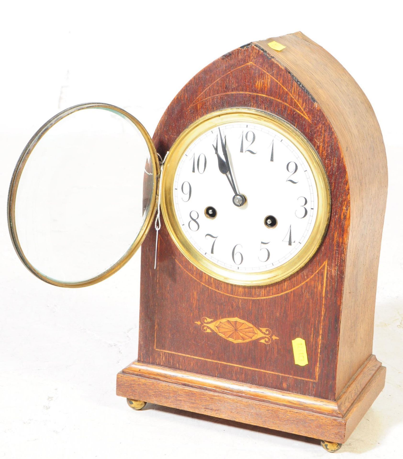 EARLY 20TH CENTURY EDWARDIAN OAK VENEER MANTLE CLOCK - Bild 2 aus 4