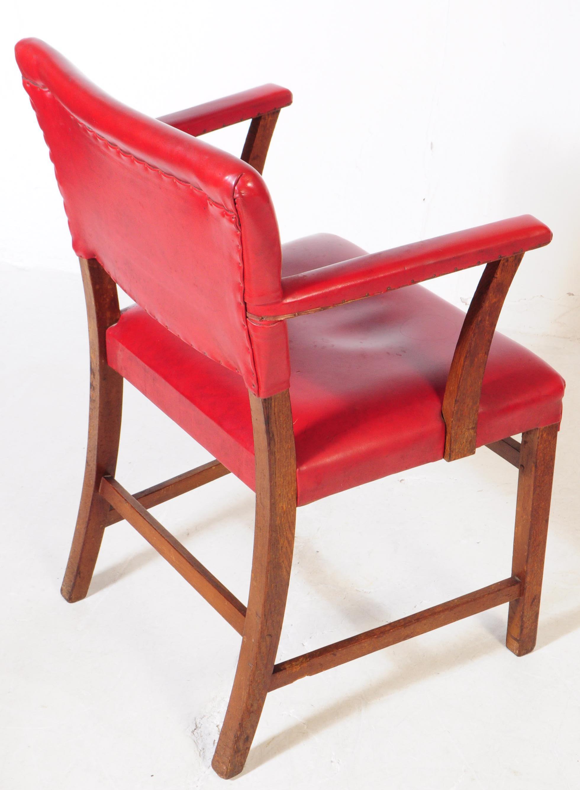 PAIR OF VINTAGE 20TH CENTURY RED VINYL CARVER ARMCHAIRS - Image 4 of 4