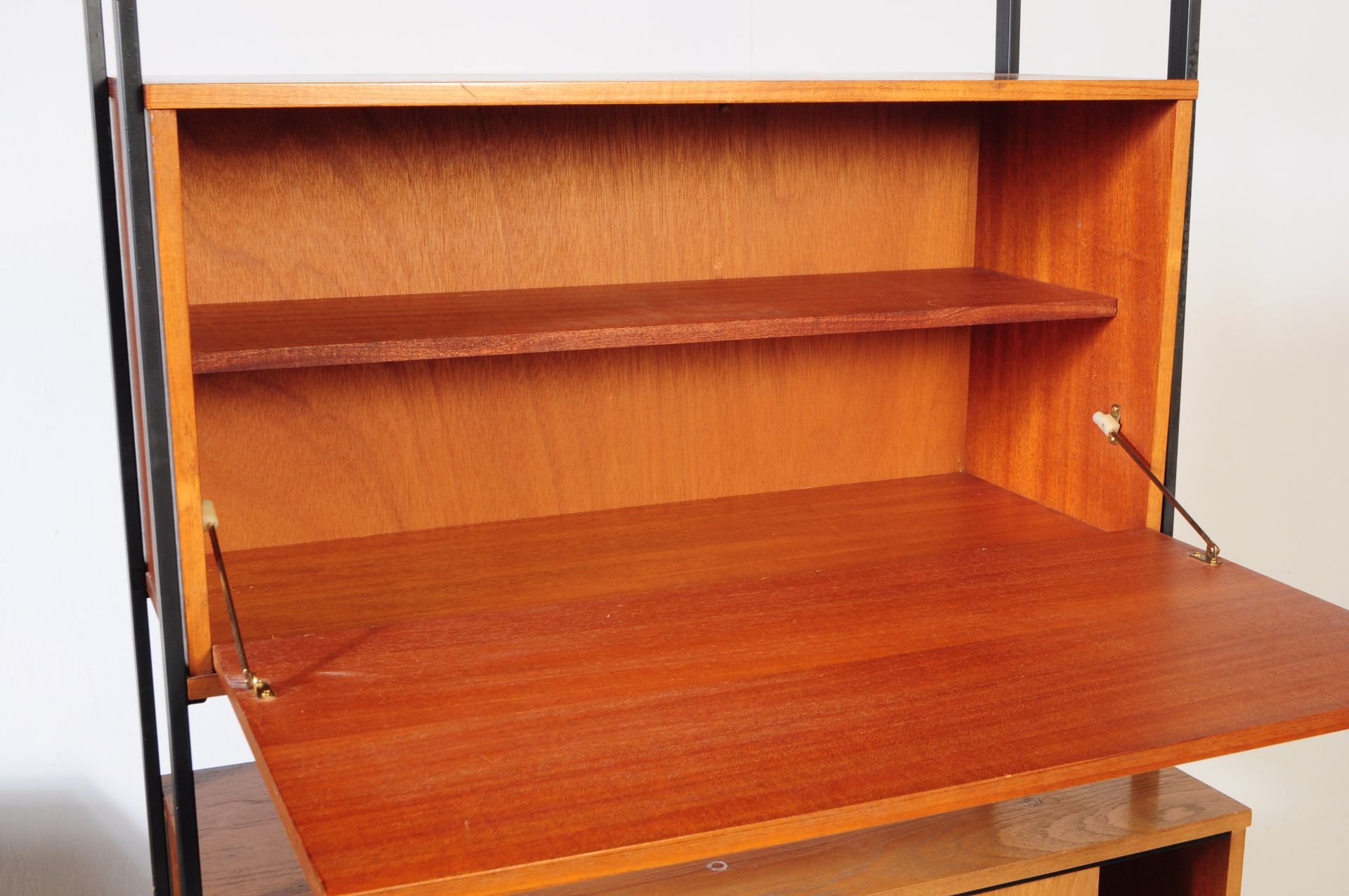 AVALON - MID CENTURY TEAK MODULAR WALL UNIT - Bild 4 aus 6