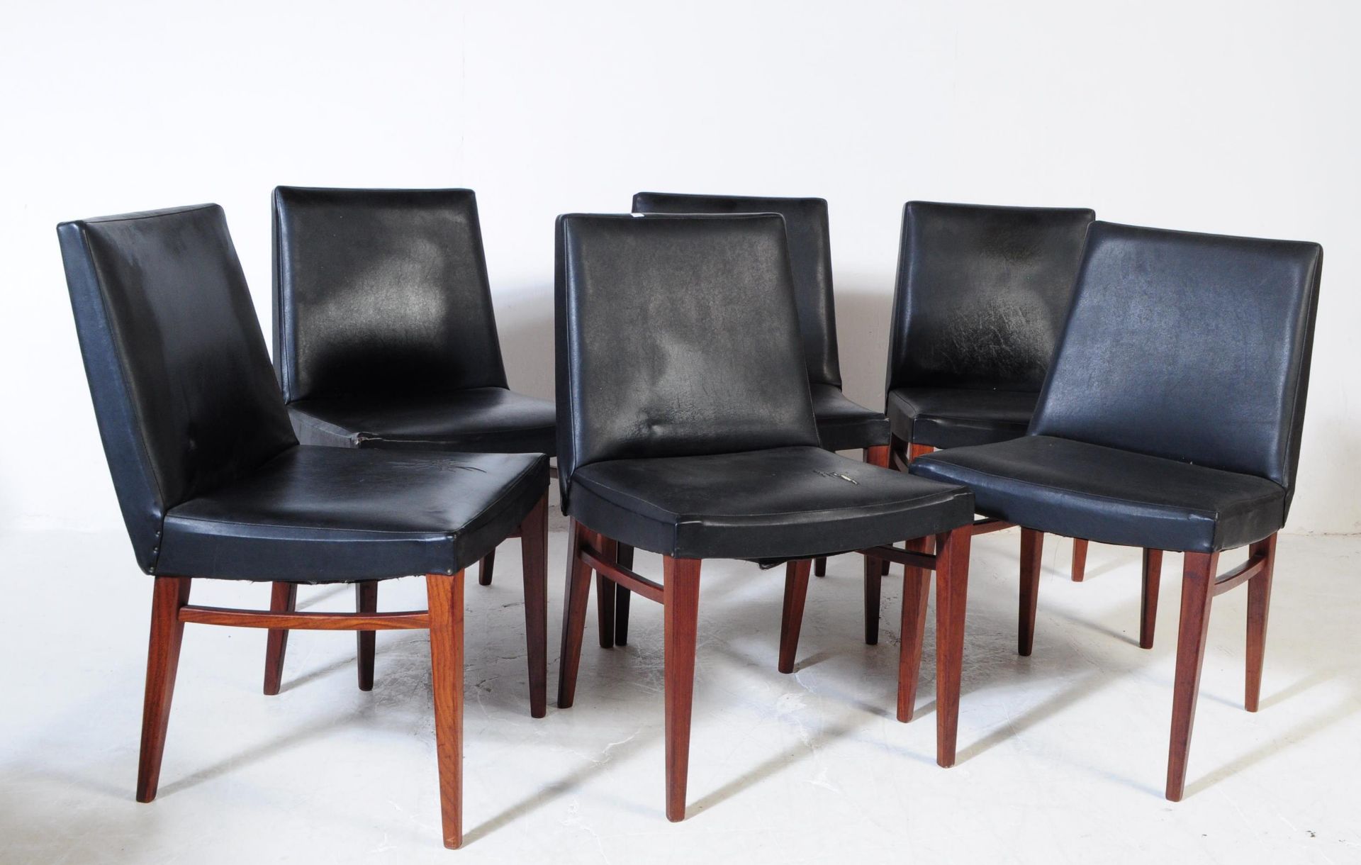 IB KOFOD-LARSEN - SIX TEAK & VINYL DINING CHAIRS