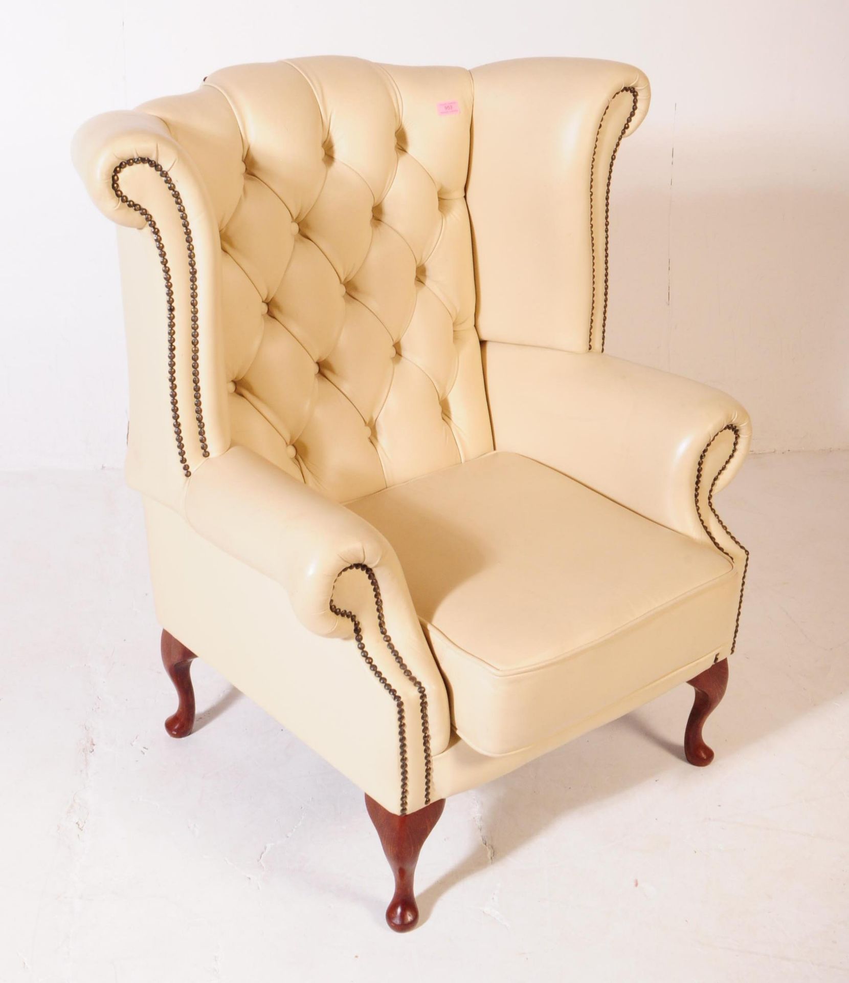 CONTEMPORARY QUEEN ANNE REVIVAL LEATHER ARMCHAIR - Image 2 of 7