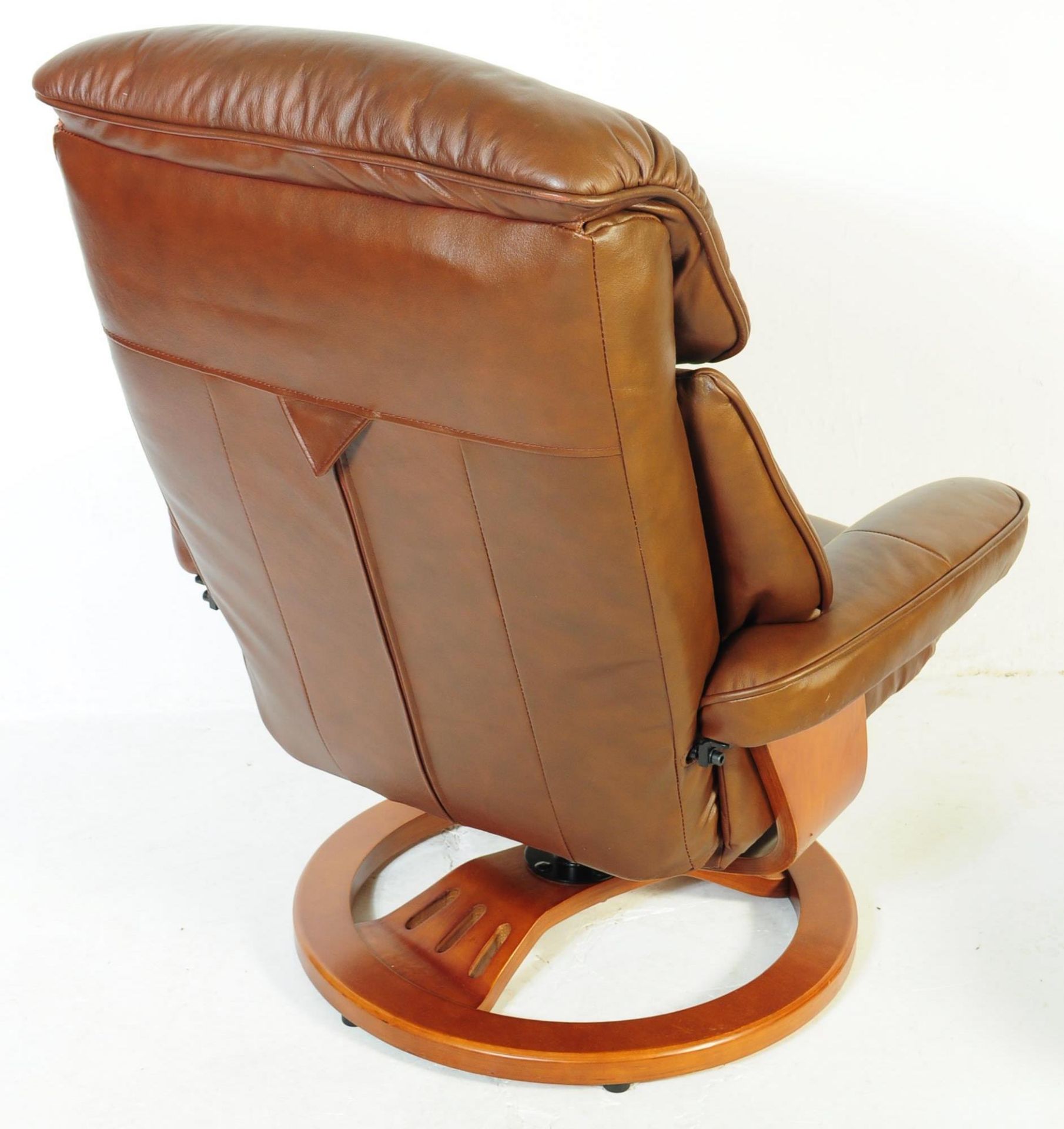 EKORNES STRESSLESS MANNER RECLINING ARMCHAIR AND OTTOMAN - Image 7 of 7