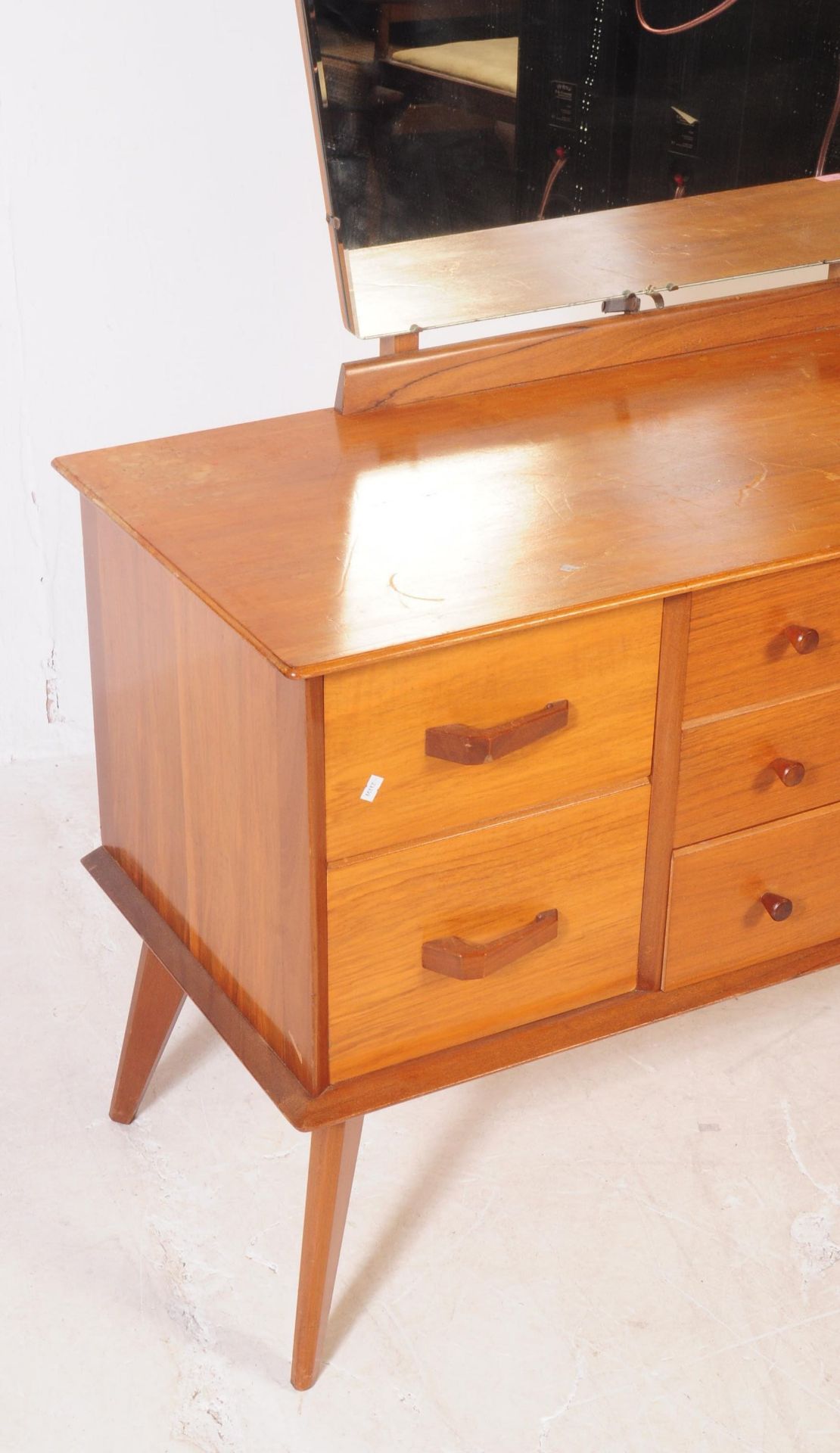 BRITISH MODERN DESIGN - MID 20TH CENTURY TEAK DRESSING TABLE - Image 2 of 8