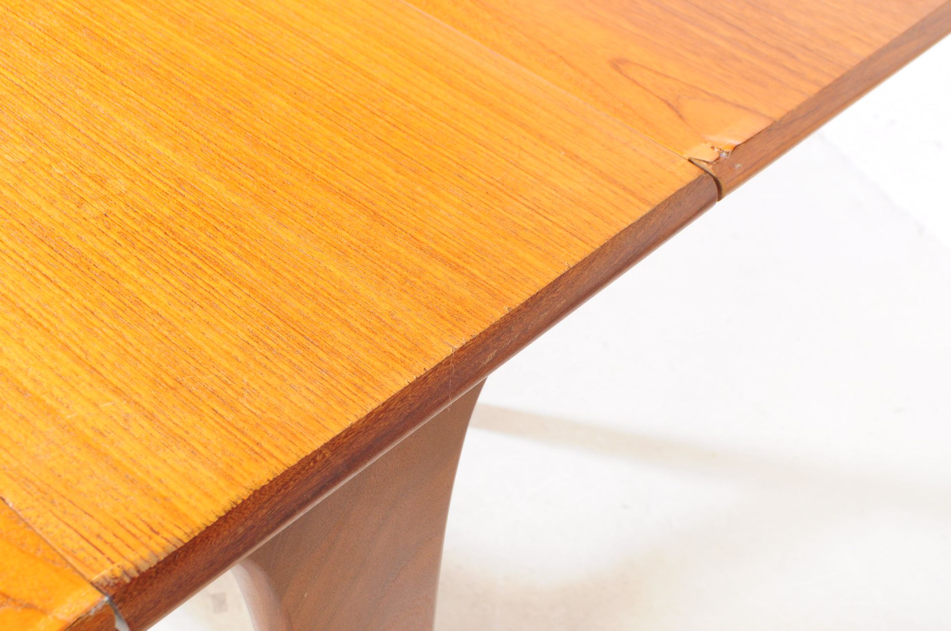 G-PLAN - MID CENTURY TEAK DROP LEAF DINING TABLE - Bild 5 aus 7