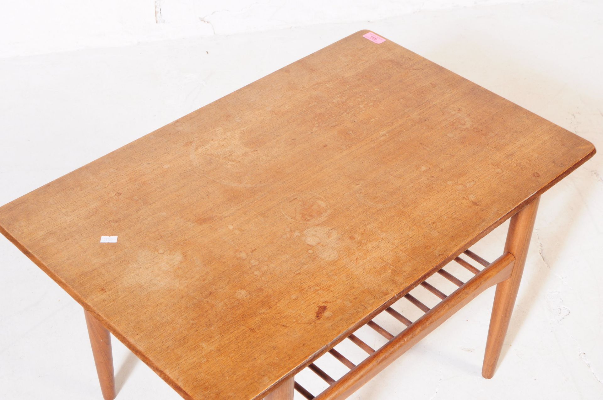 BRITISH MODERN DESIGN - MID CENTURY TEAK WOOD COFFEE TABLE - Image 2 of 4