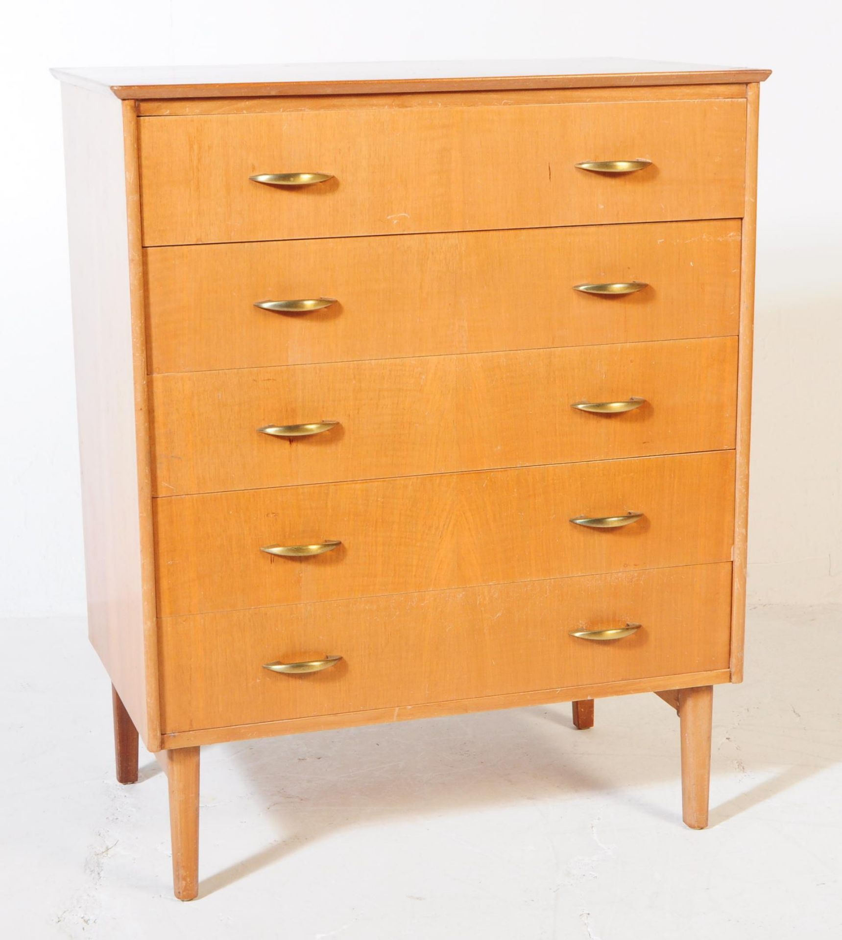 BRITISH MODERN DESIGN - MID CENTURY TEAK CHEST OF DRAWERS