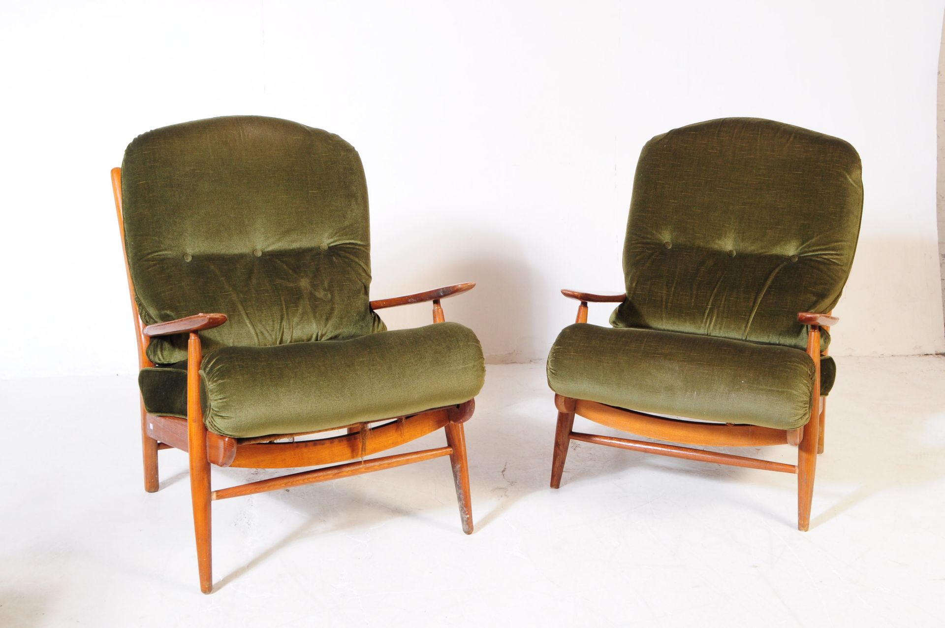 DANISH MODERN DESIGN - PAIR OF EASY LOUNGE ARMCHAIRS