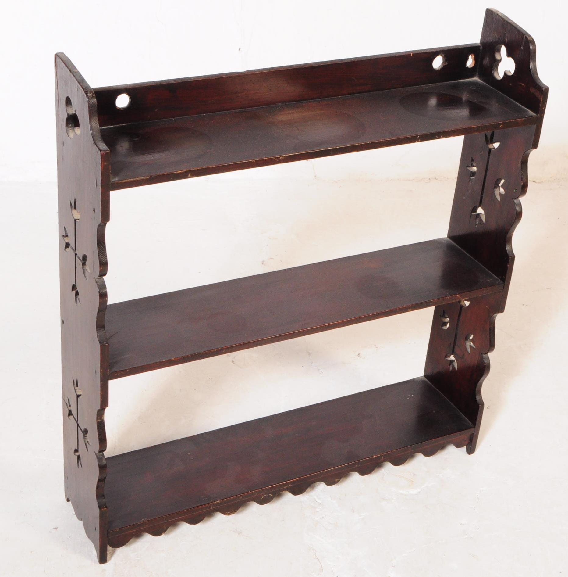 VICTORIAN MAHOGANY WALL MOUNTED SHELVES - Image 4 of 6