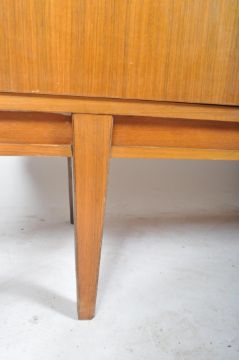 LARGE VINTAGE 20TH CENTURY TEAK VENEERED WALL UNIT - Image 10 of 12