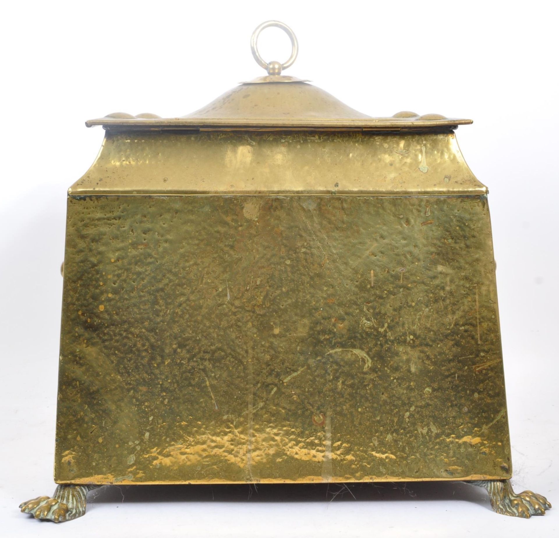 EARLY 20TH CENTURY BRASS ART NOUVEAU COAL SCUTTLE - Image 5 of 7