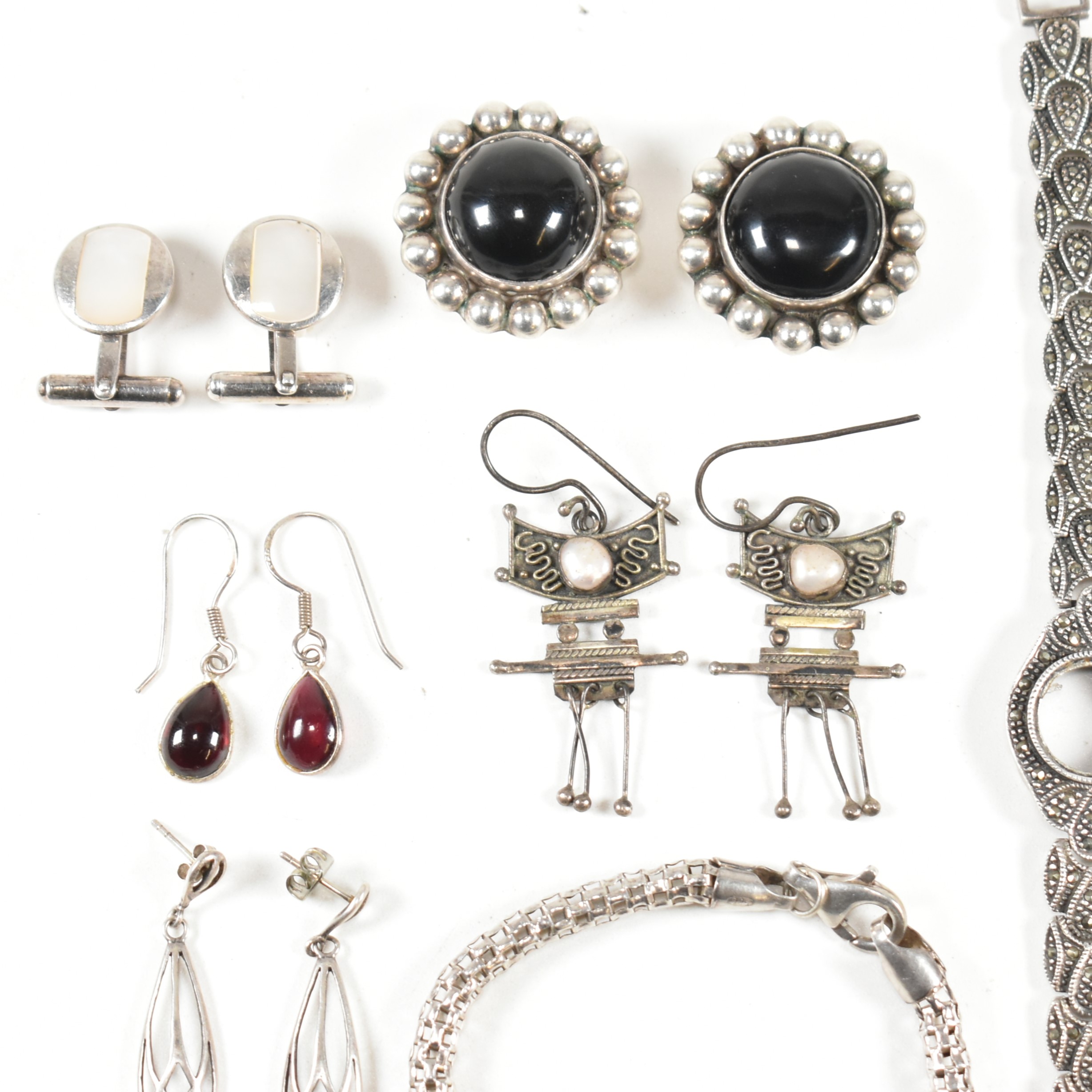 COLLECTION OF SILVER & GEM SET JEWELLERY - Image 5 of 7