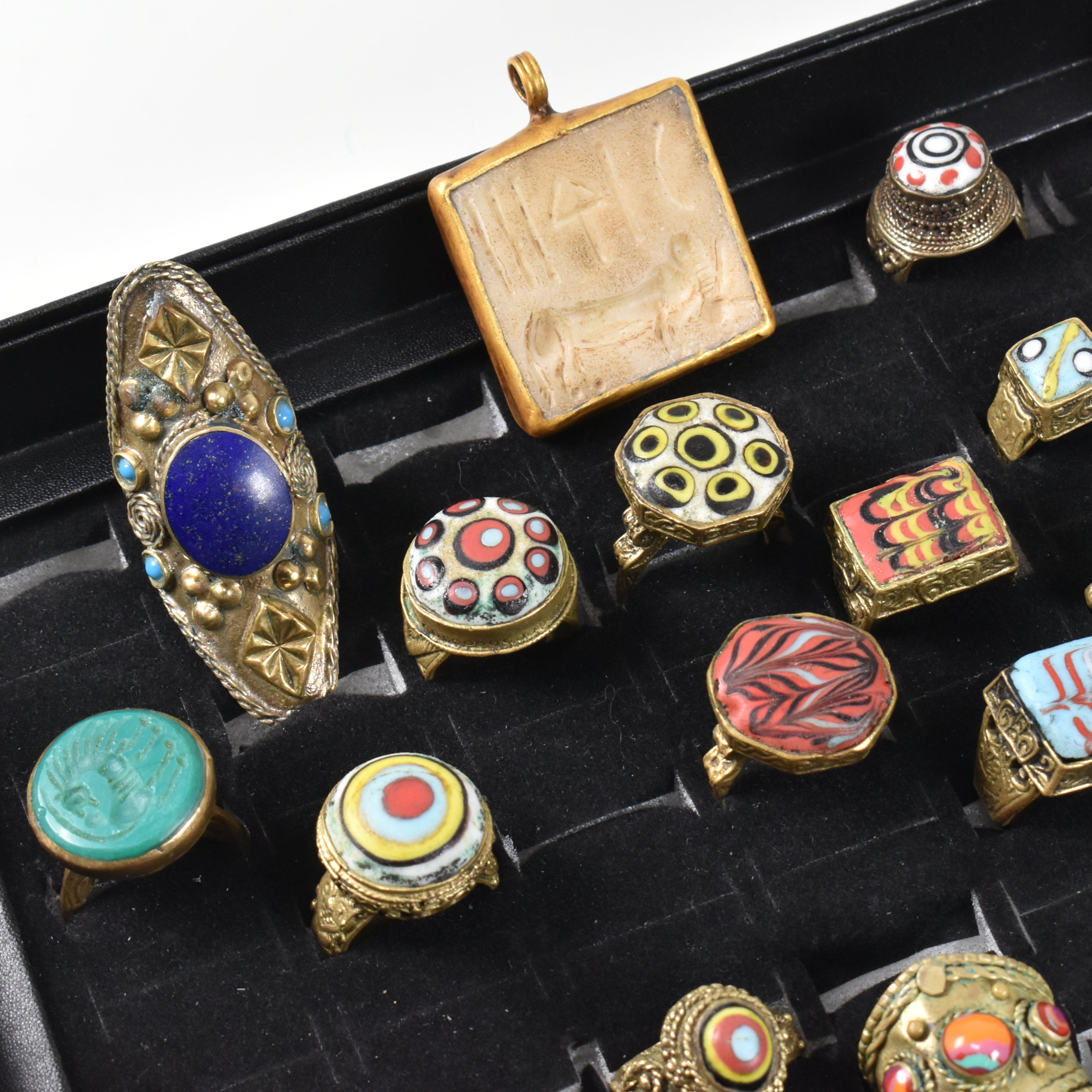 COLLECTION OF CONTEMPORARY BRASS PHOENICIAN STYLE RINGS - Image 3 of 10