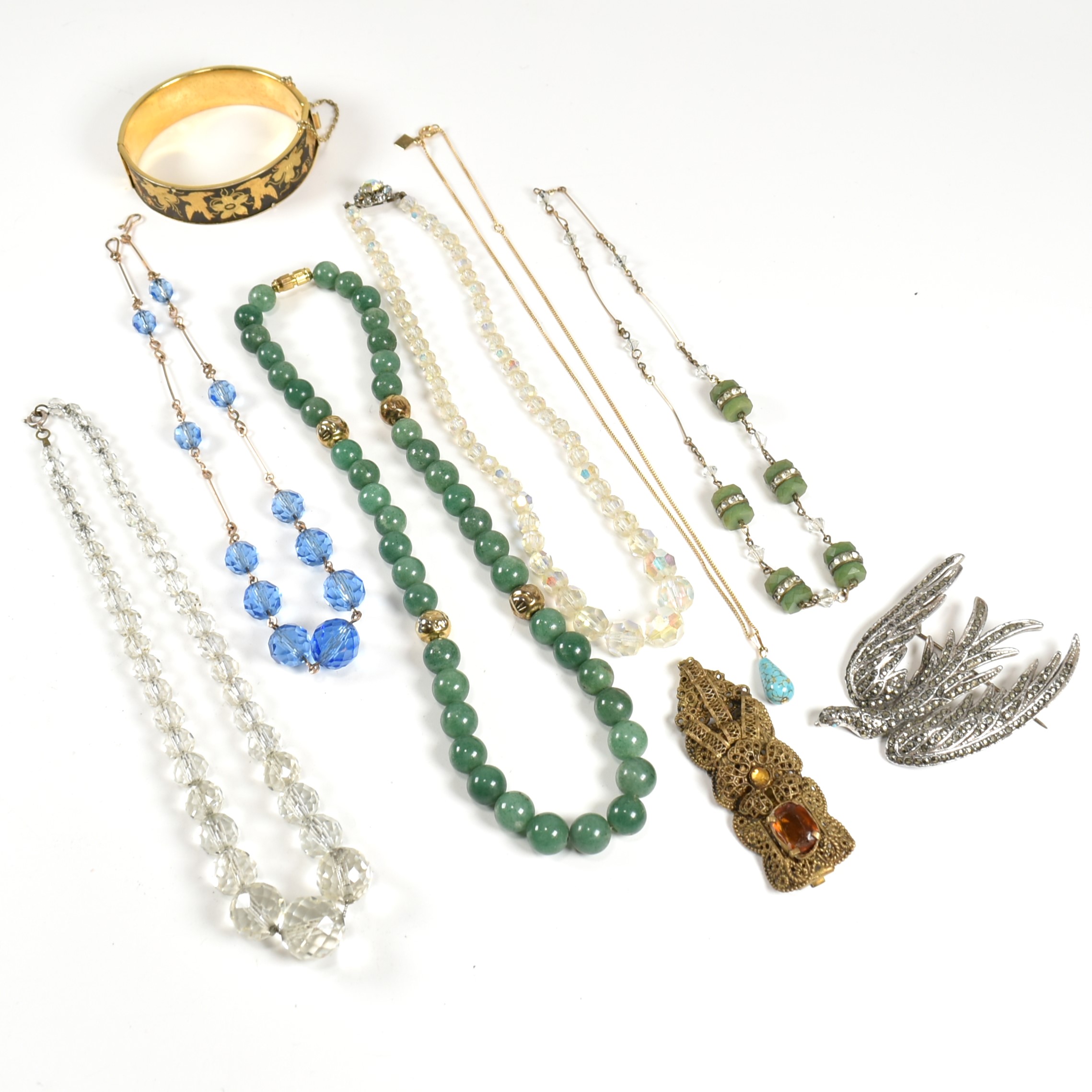 COLLECTION OF COSTUME JEWELLERY INCLUDING BEADED NECKLACES & SARAH COVENTRY