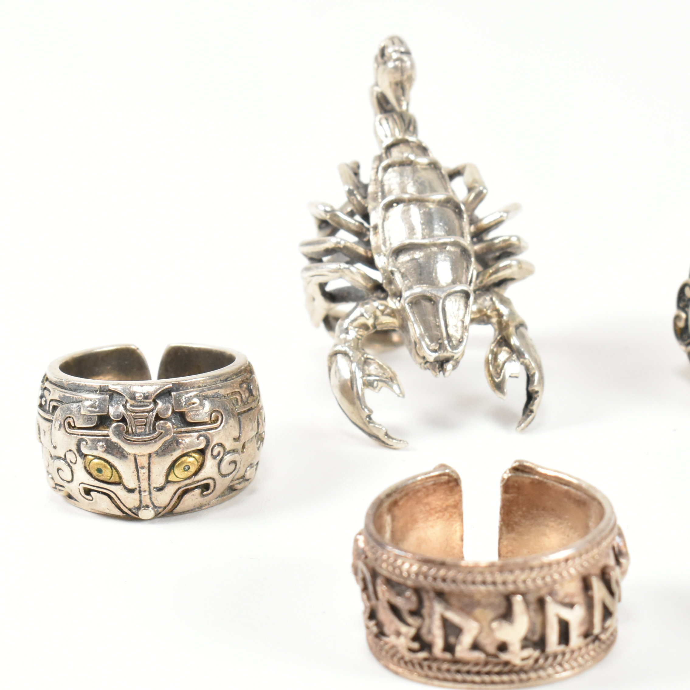 COLLECTION OF CONTEMPORARY 925 SILVER RINGS - Image 2 of 7