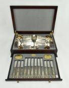 VINTAGE VINERS OF SHEFFIELD SILVER PLATED CANTEEN OF CUTLERY