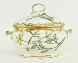 CIRCA 1790s DERBY LIDDED POT WITH HAND PAINTED PLANT DESIGN