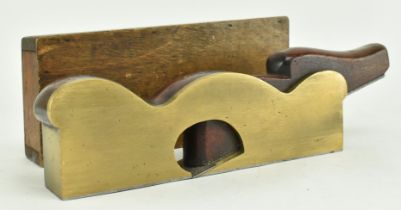 EARLY 20TH CENTURY BRASS AND MAHOGANY REBATE SHOULDER PLANE